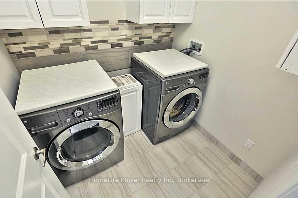 63 Southshore Crescent Property Photo 18