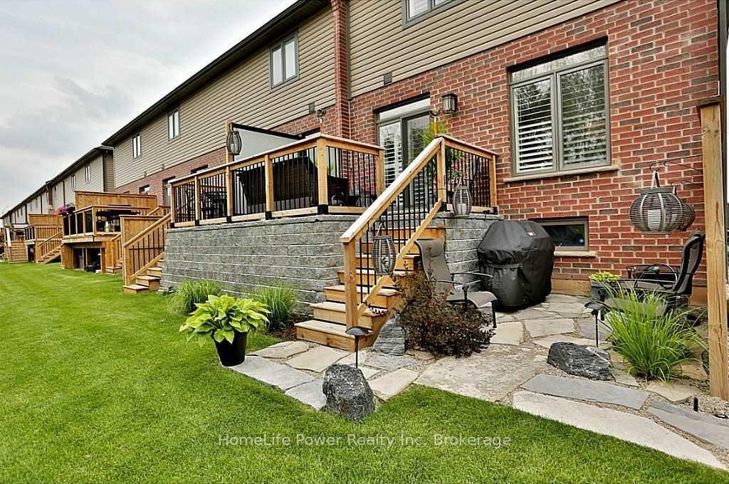 63 Southshore Crescent Property Photo 19