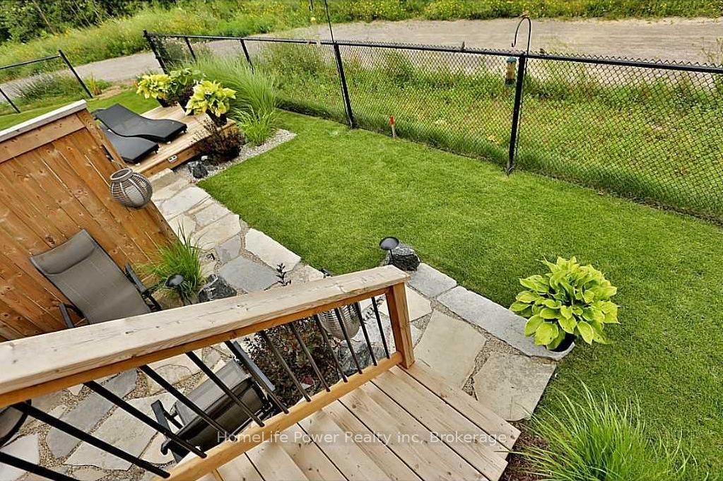 63 Southshore Crescent Property Photo 20