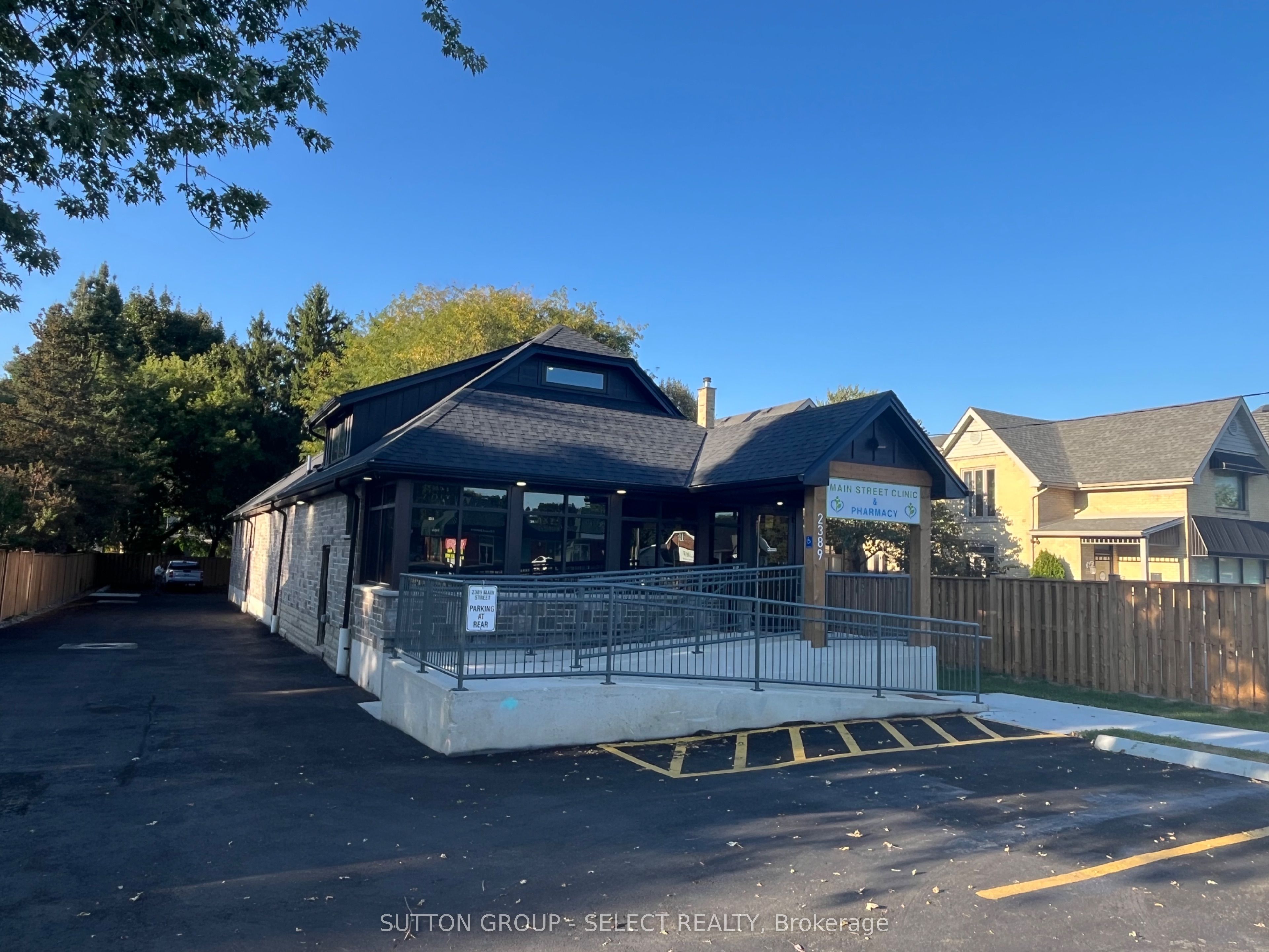 2389 Main St Property Photo 2