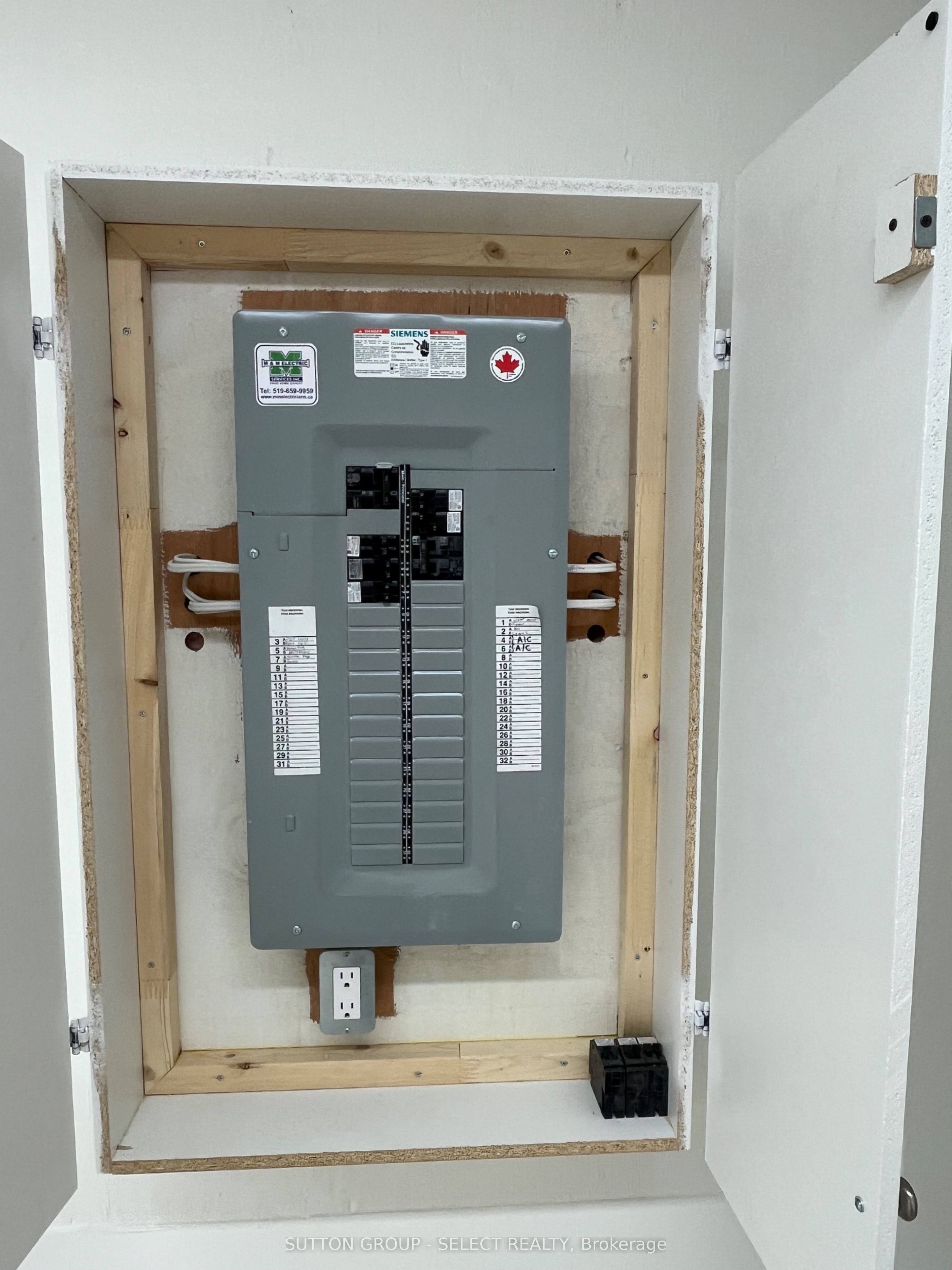 2389 Main St Property Photo 7