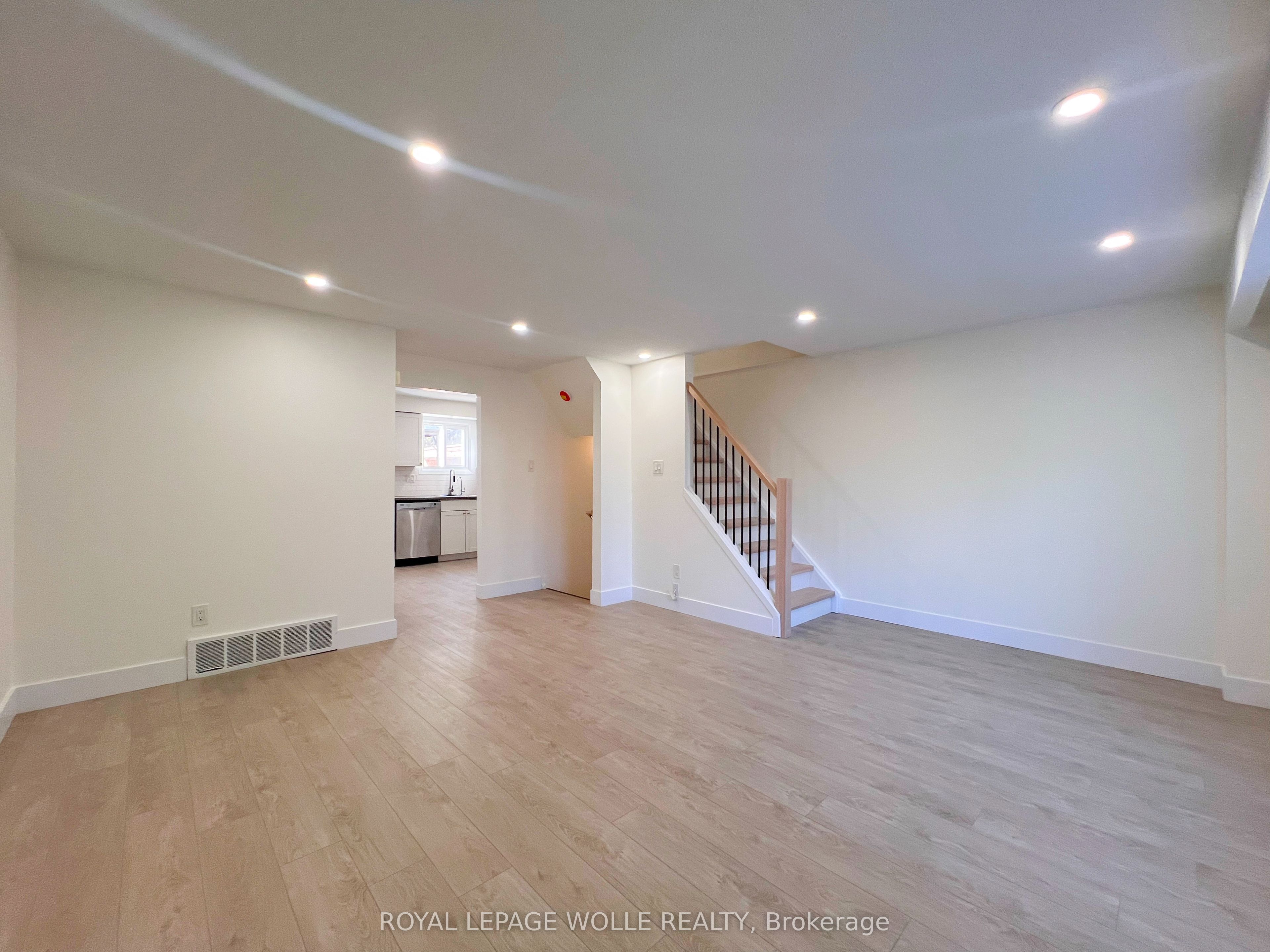 223 Pioneer Drive K75 Property Photo 16