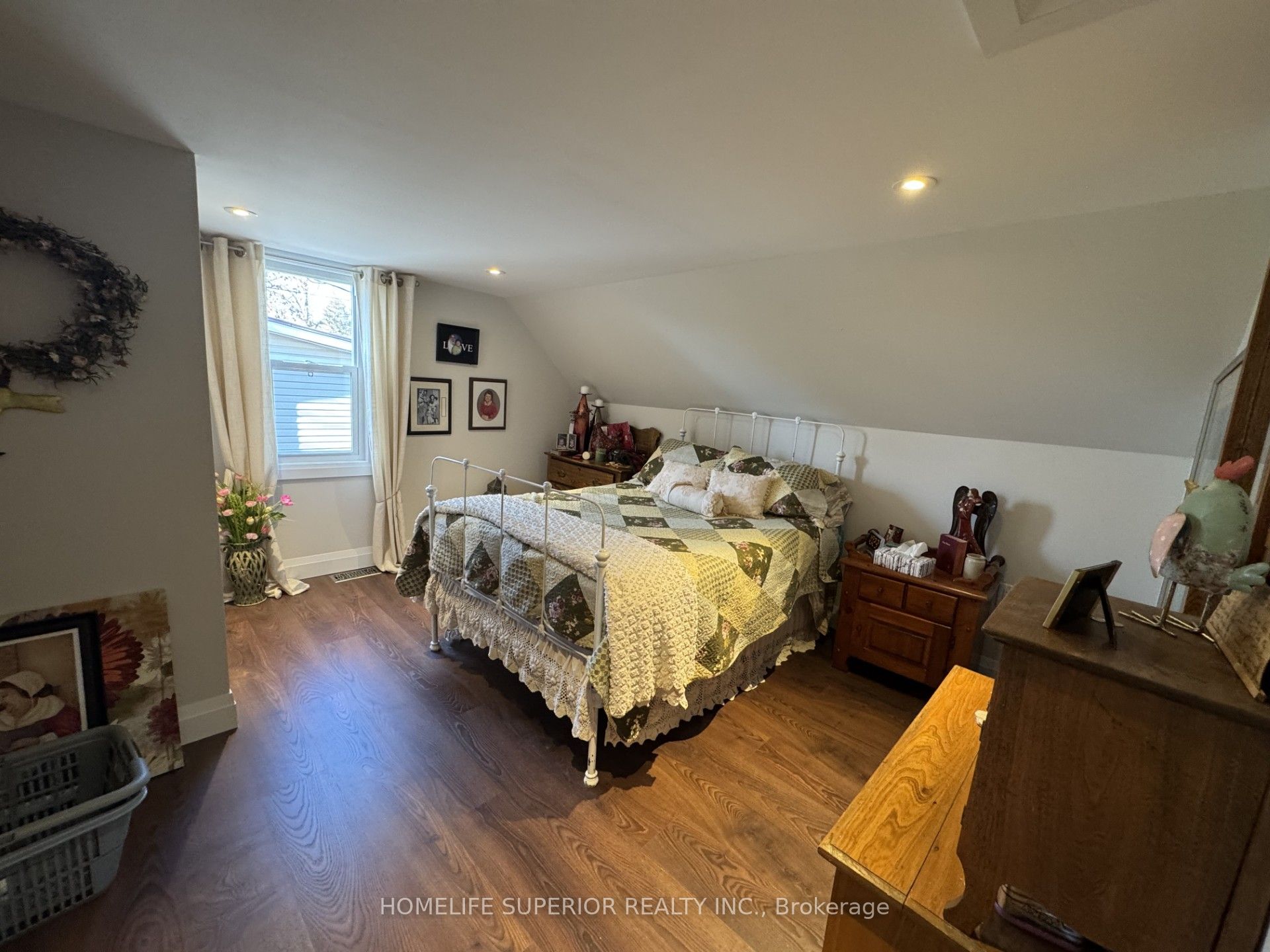 36 Madoc Street Property Photo 23