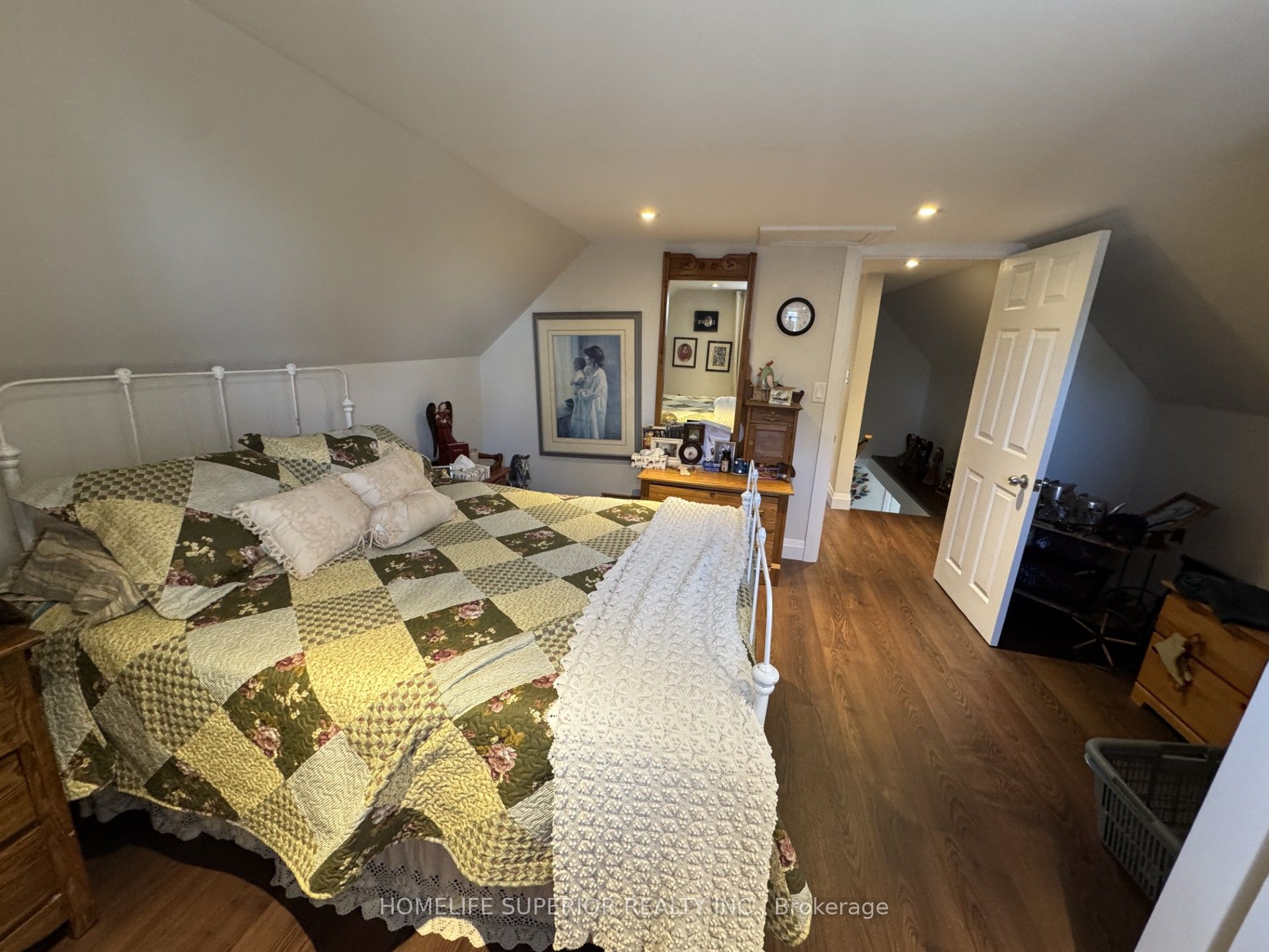 36 Madoc Street Property Photo 25