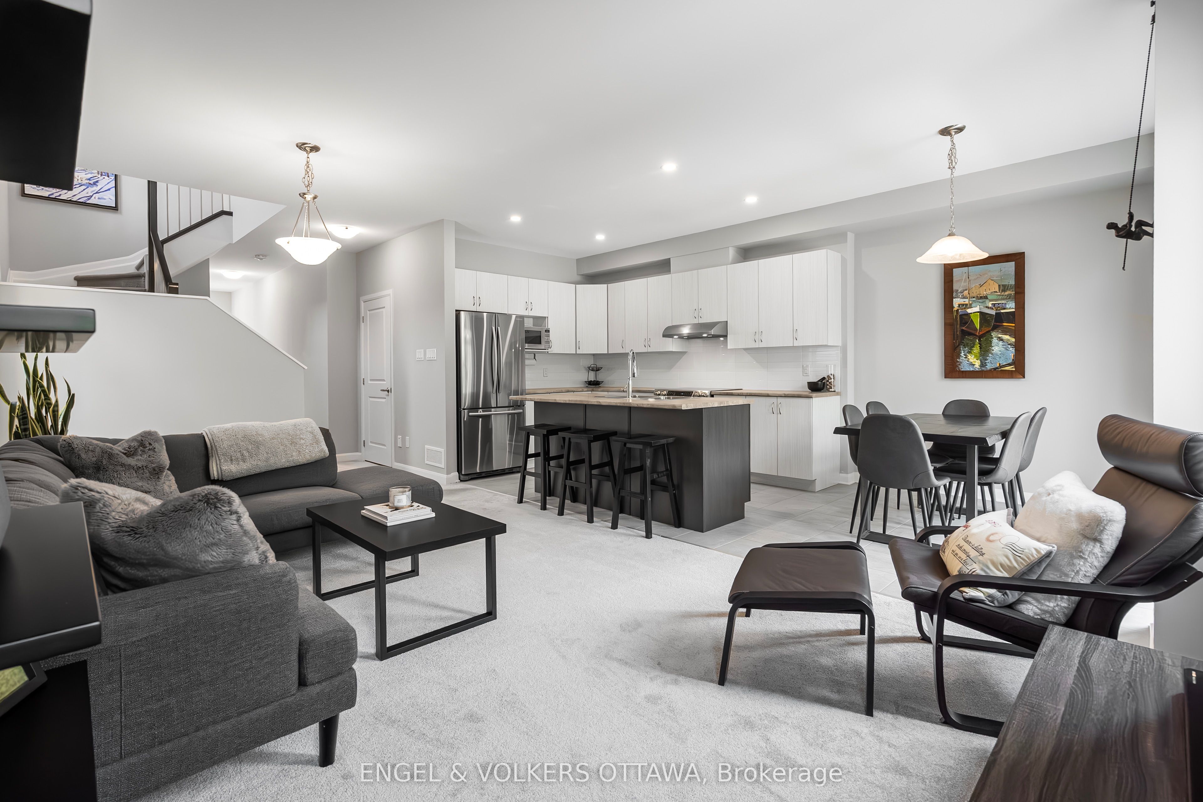 220 Geyser Place Property Photo 20