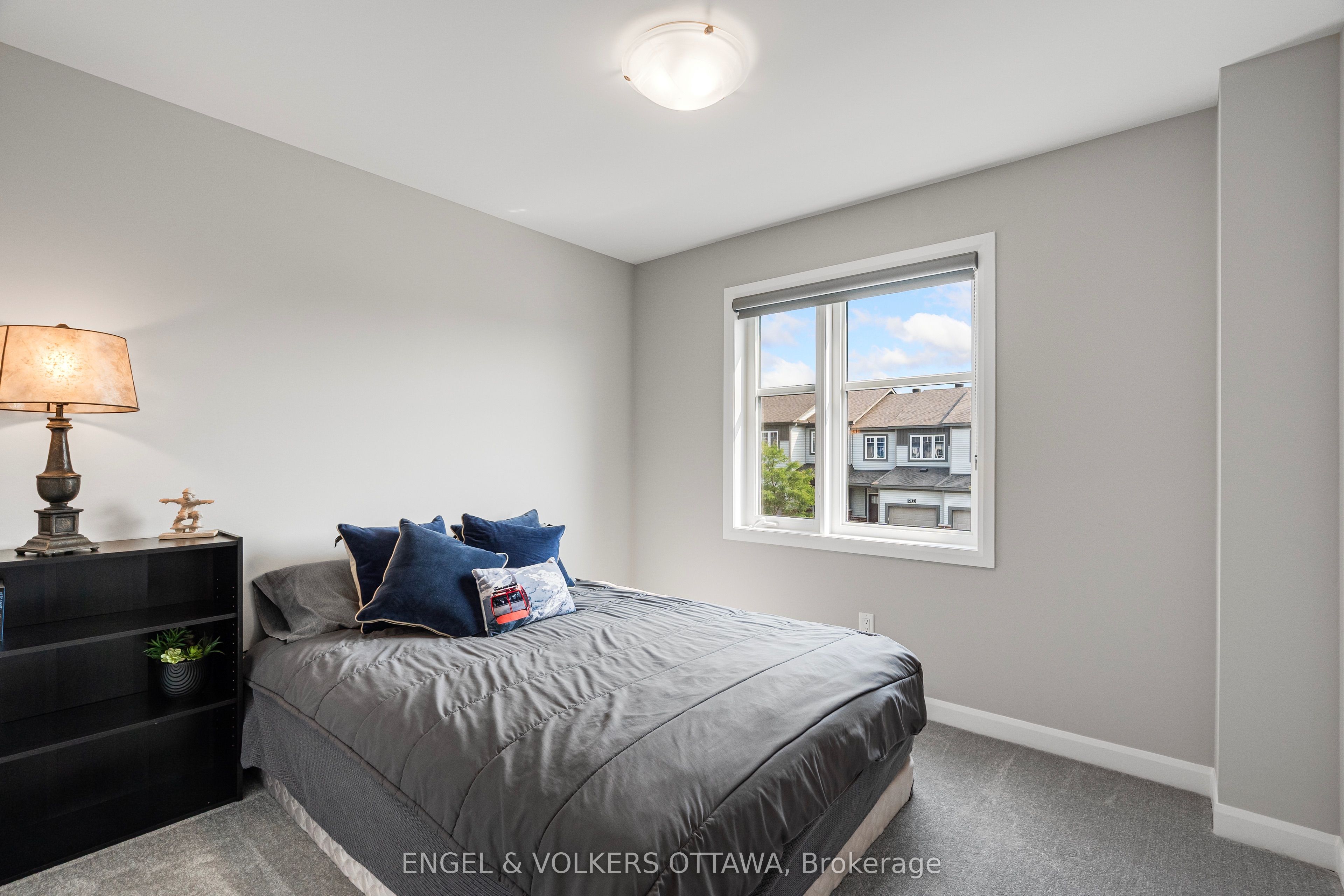 220 Geyser Place Property Photo 31