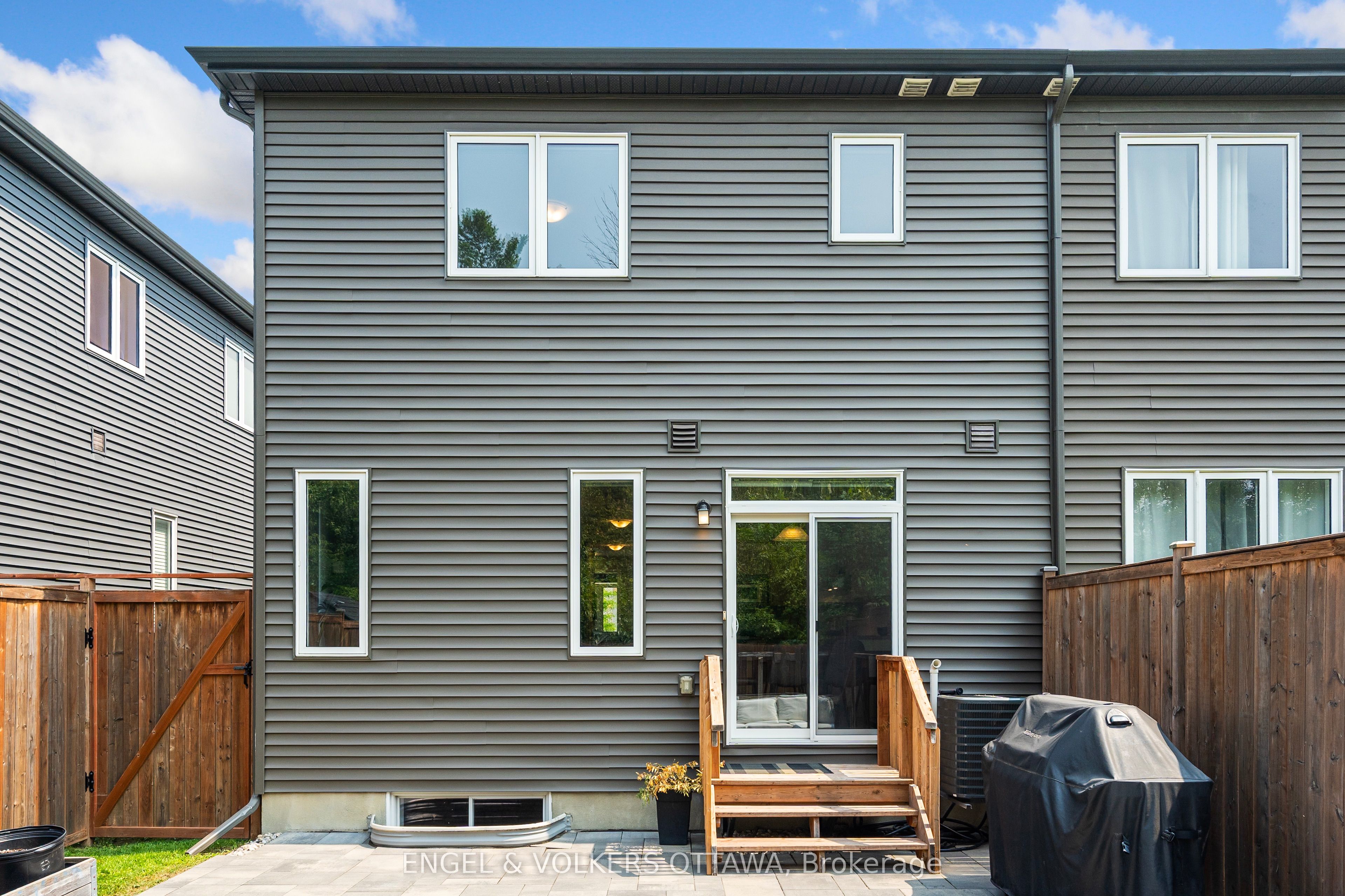 220 Geyser Place Property Photo 41