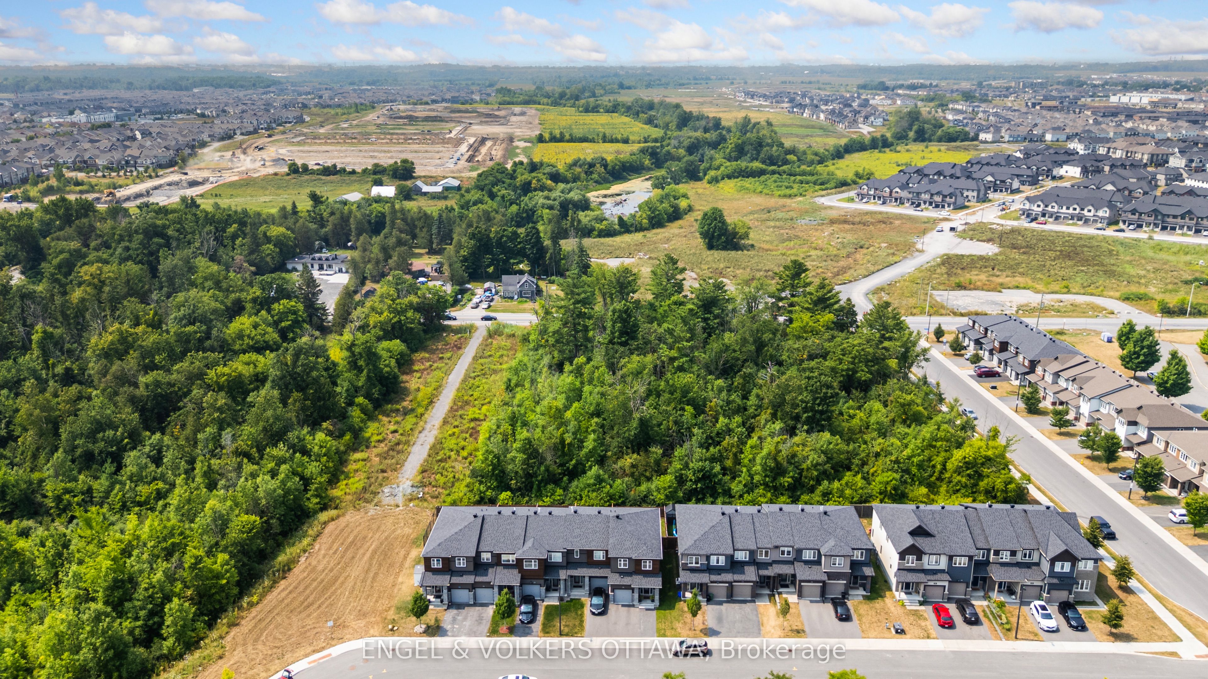 220 Geyser Place Property Photo 48