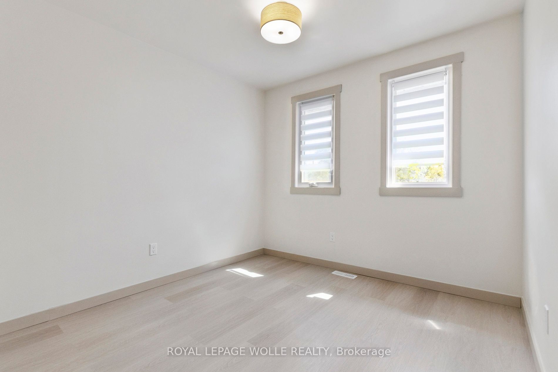 89 Woolwich Street 27 Property Photo 30