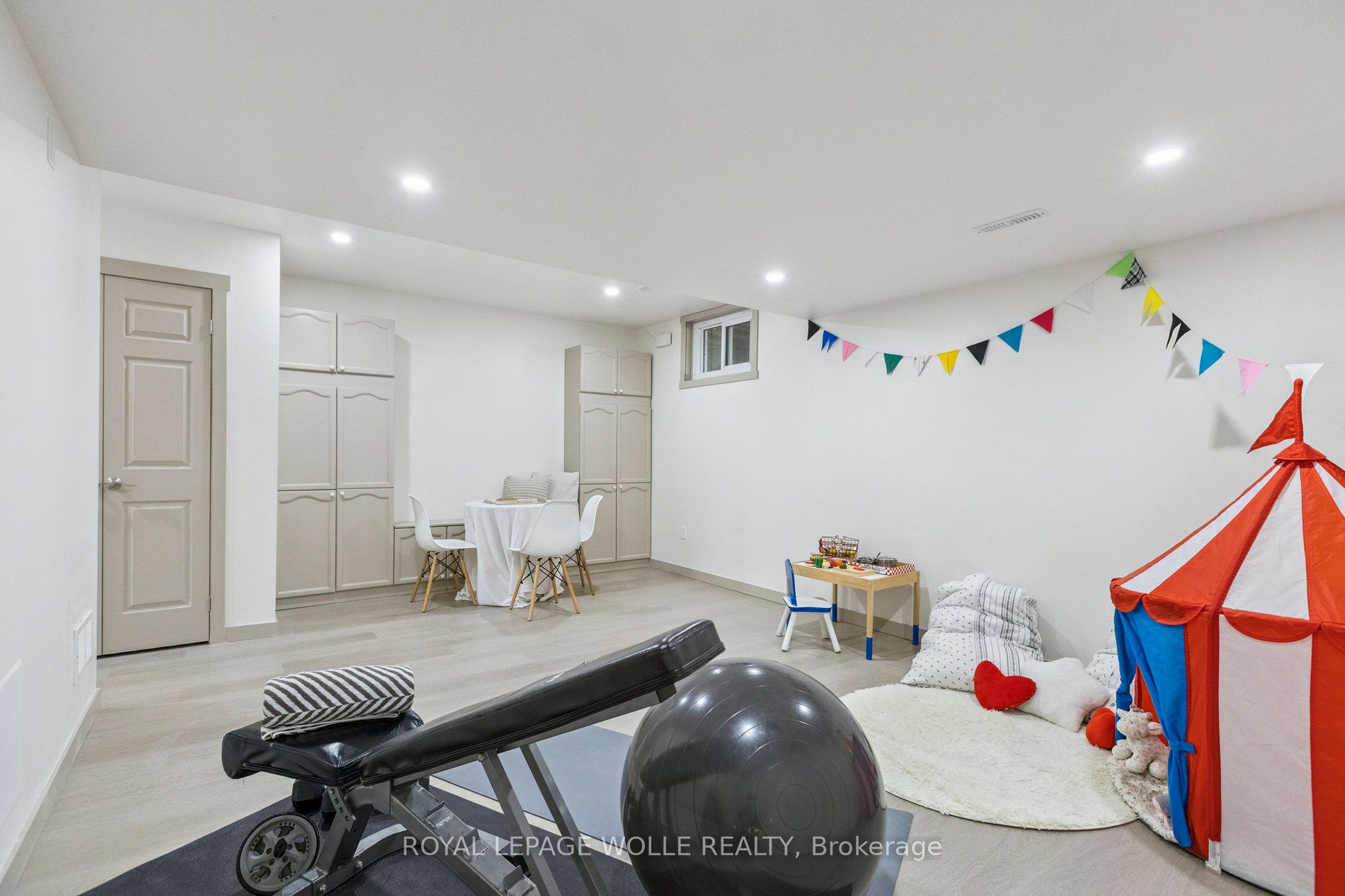 89 Woolwich Street 27 Property Photo 38