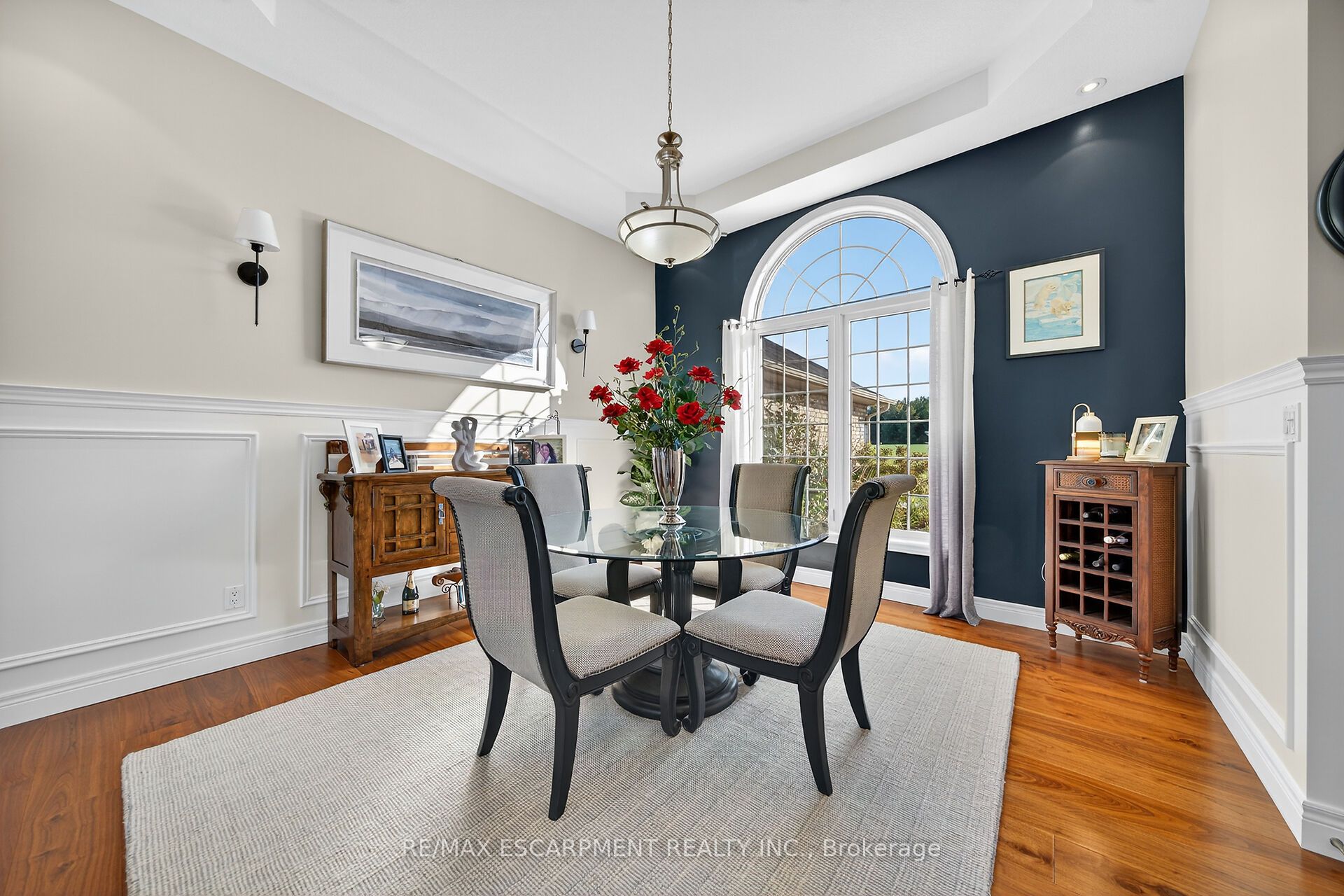 1140 River Road Property Photo 9