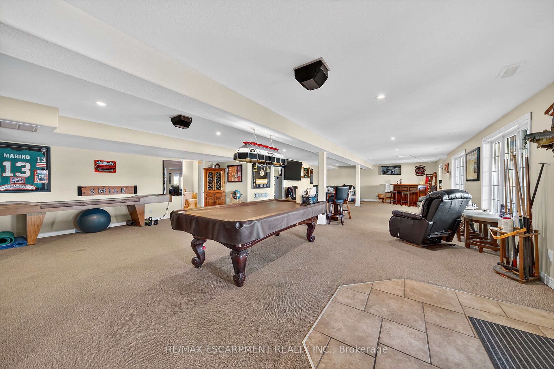 1140 River Road Property Photo 32