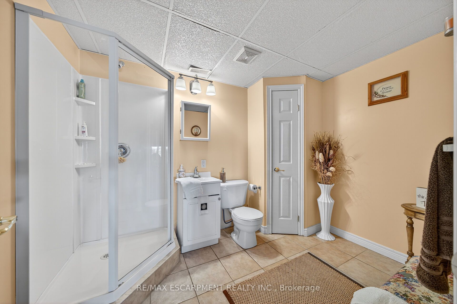 1140 River Road Property Photo 37