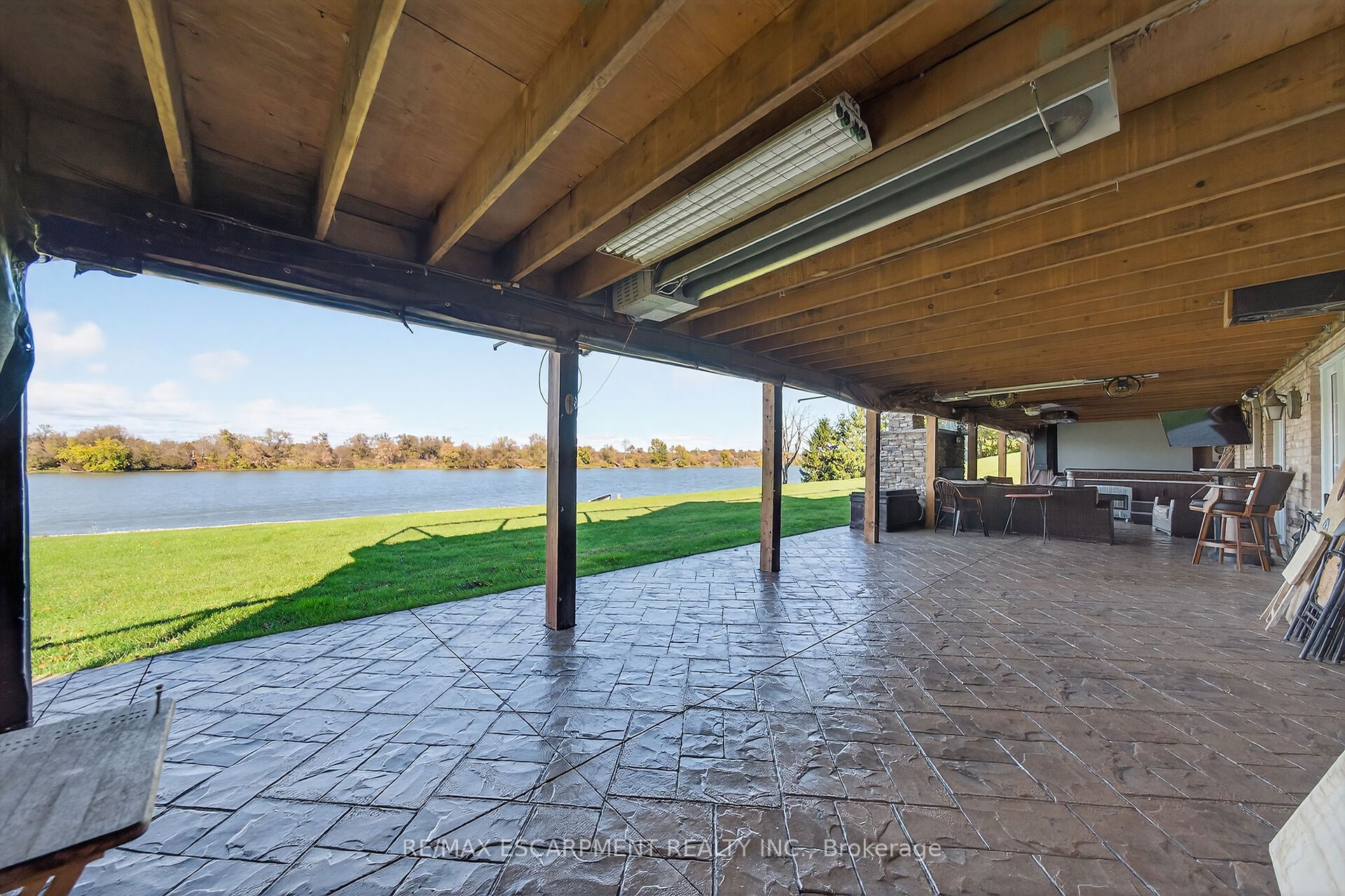 1140 River Road Property Photo 40