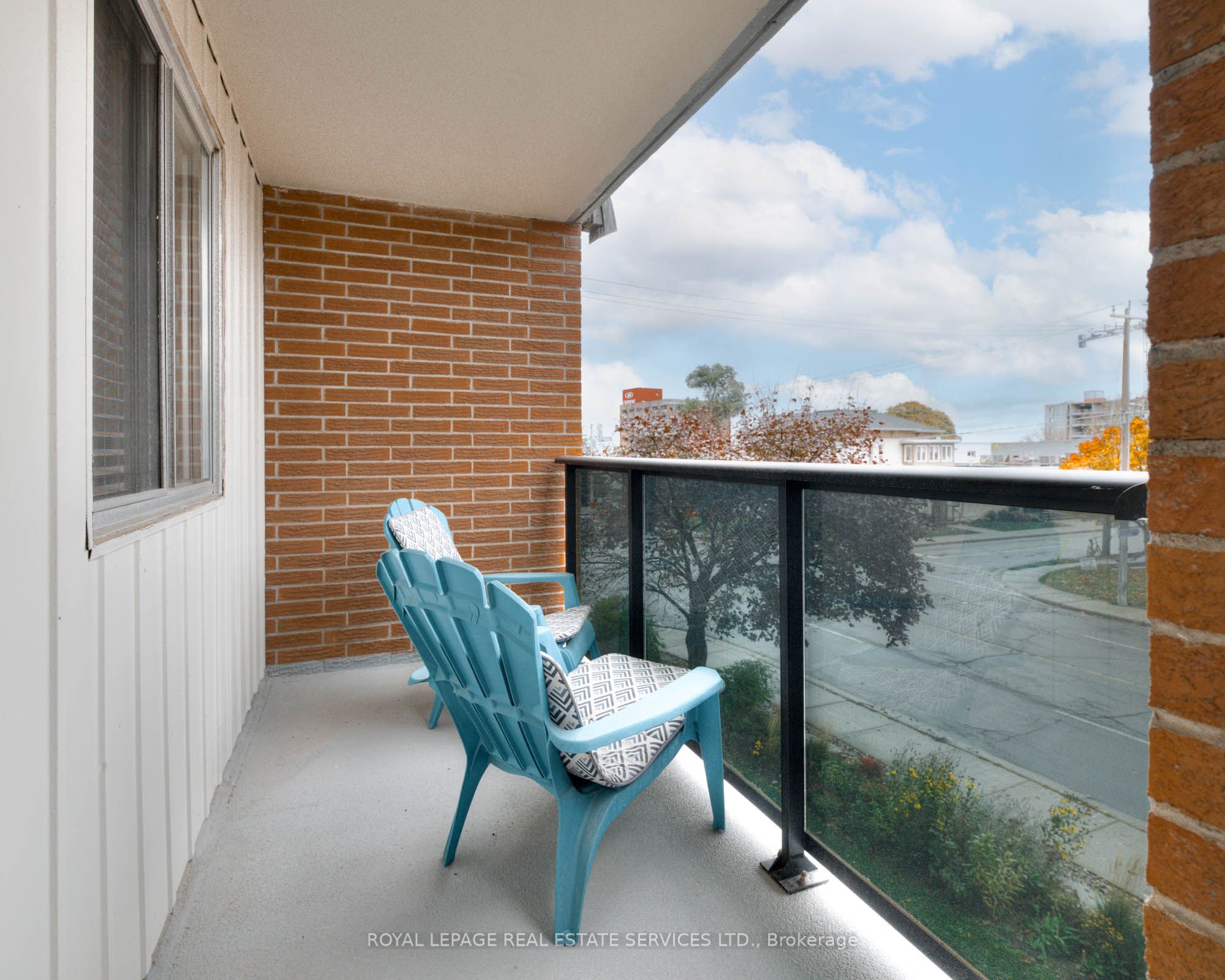 64 Benton Street 301 Property Photo 16