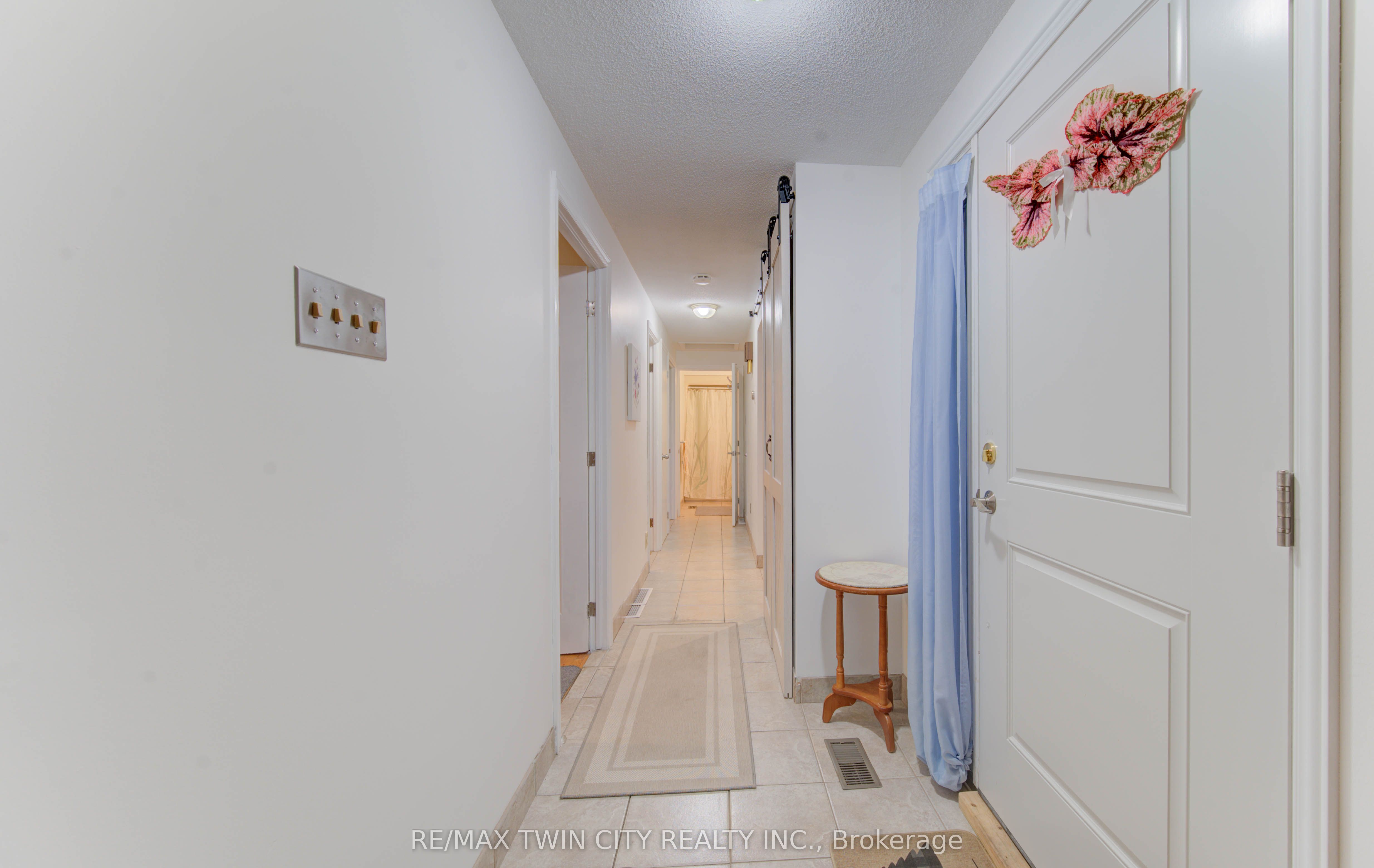 114 Selkirk Drive Property Photo 9