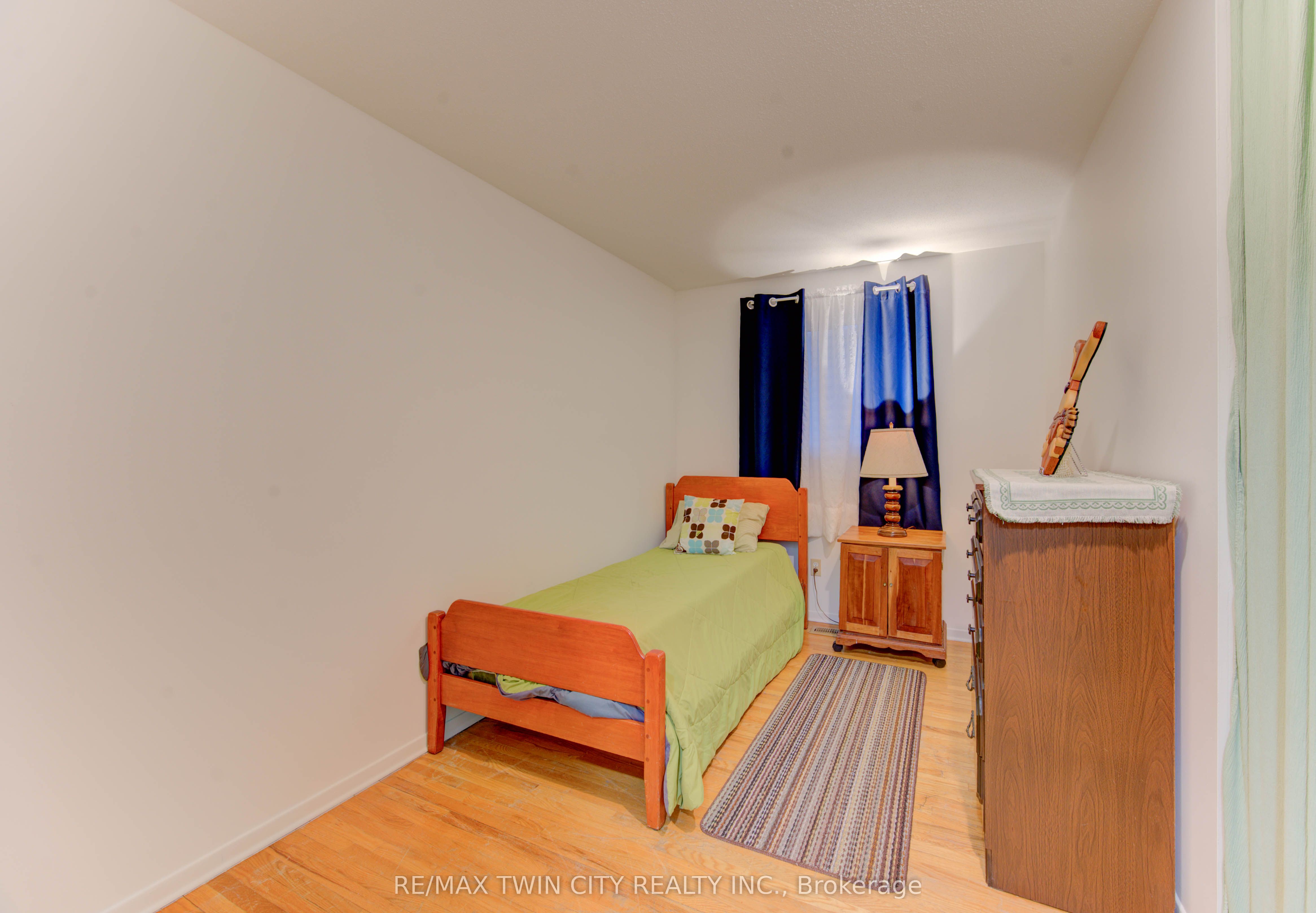 114 Selkirk Drive Property Photo 12