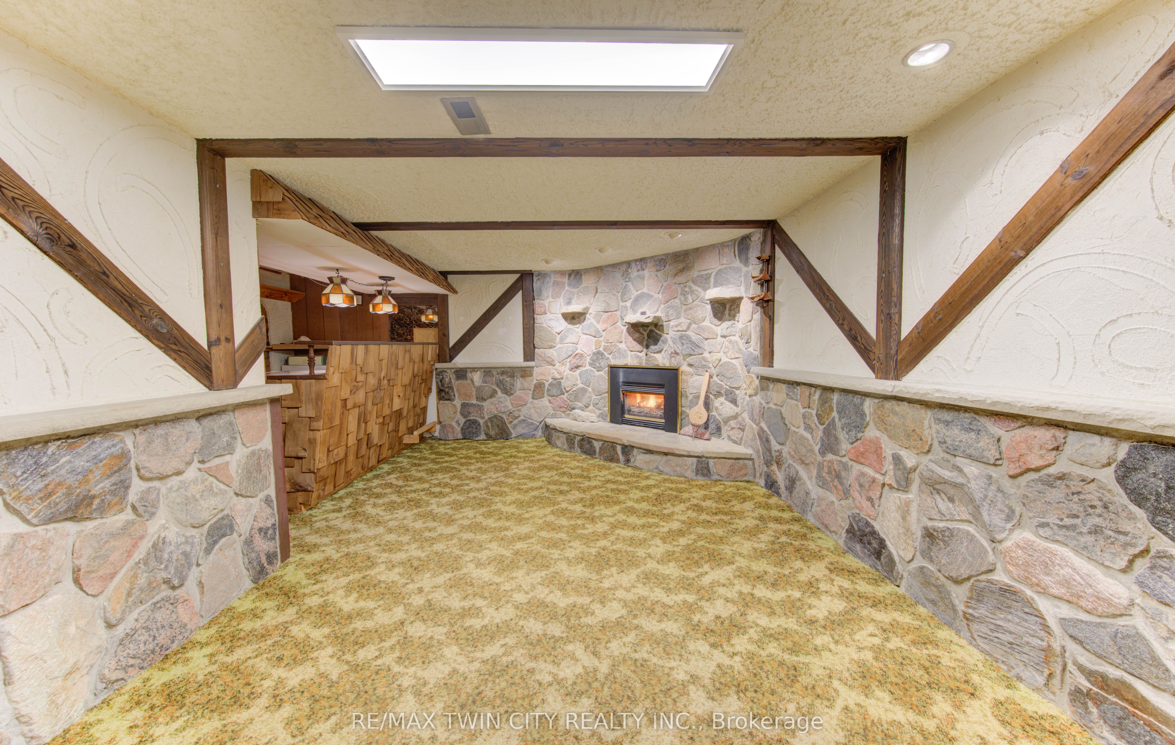 114 Selkirk Drive Property Photo 23