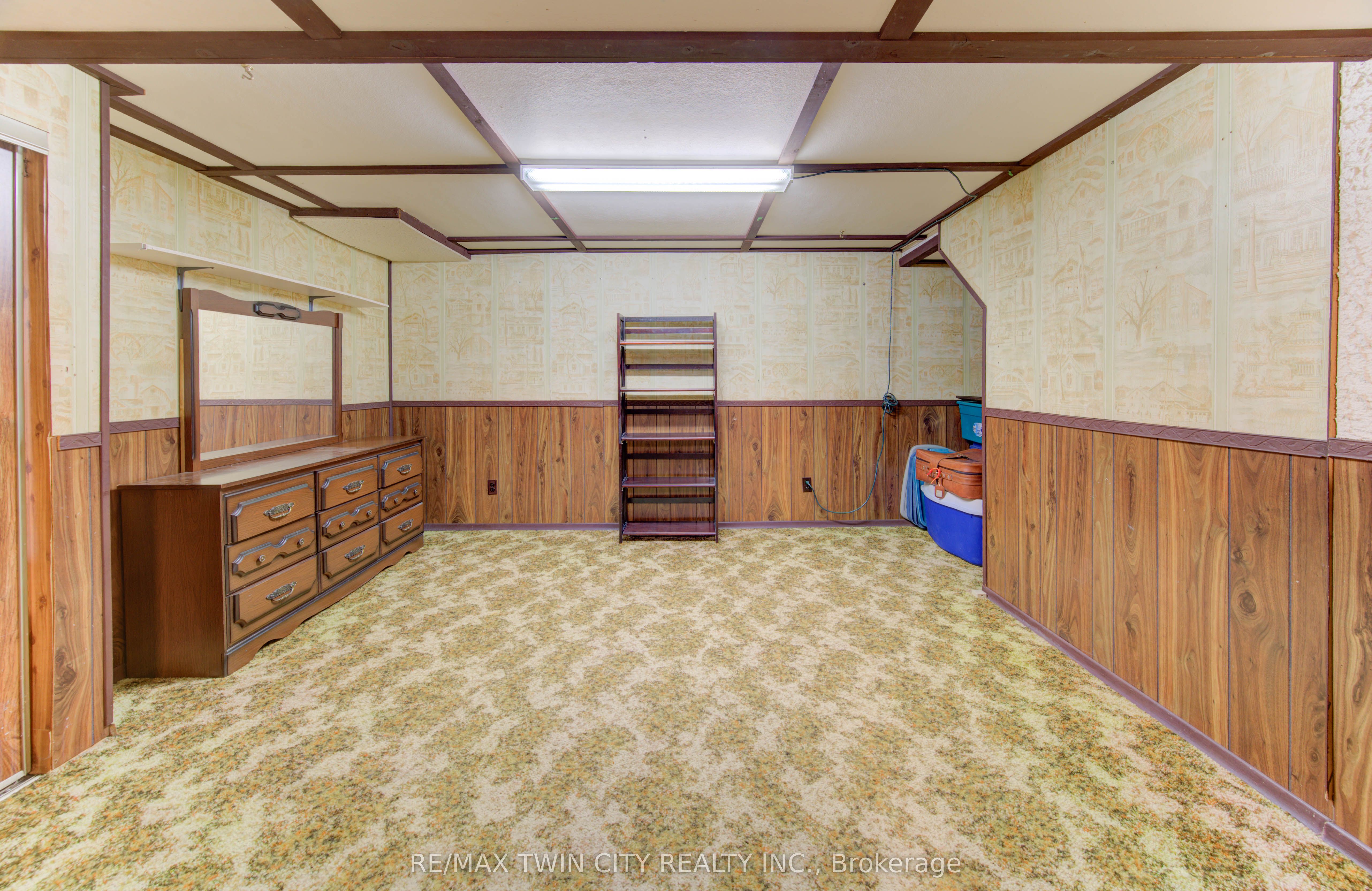 114 Selkirk Drive Property Photo 27