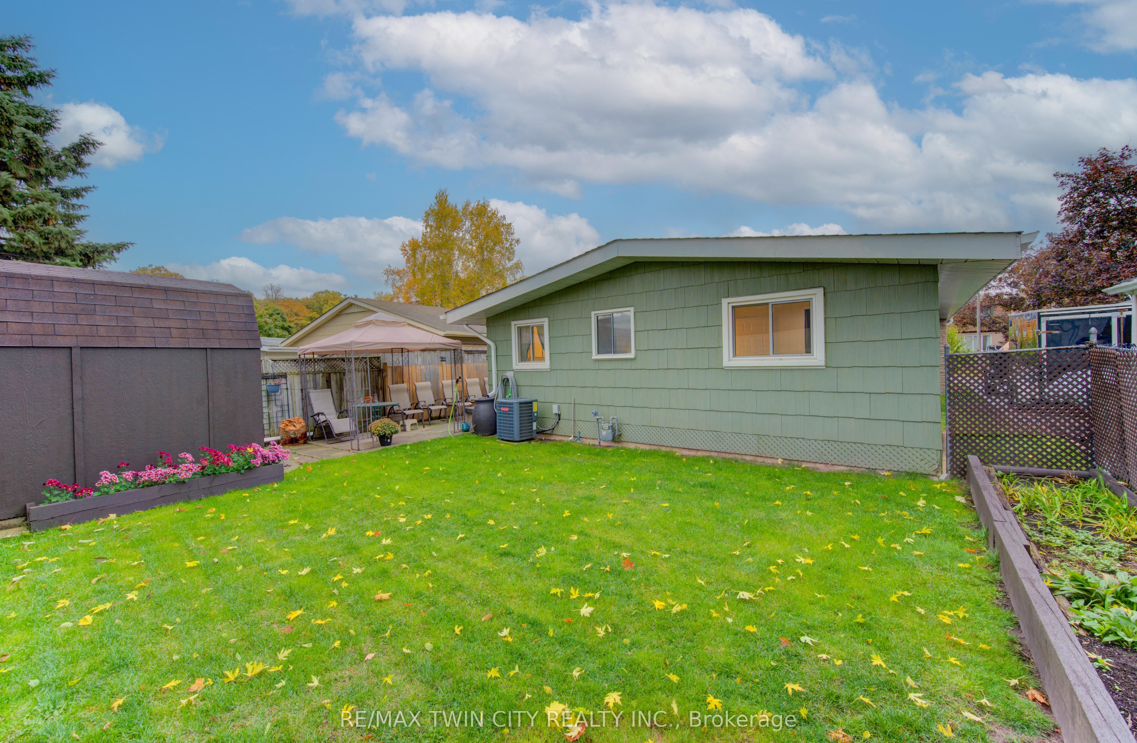 114 Selkirk Drive Property Photo 36