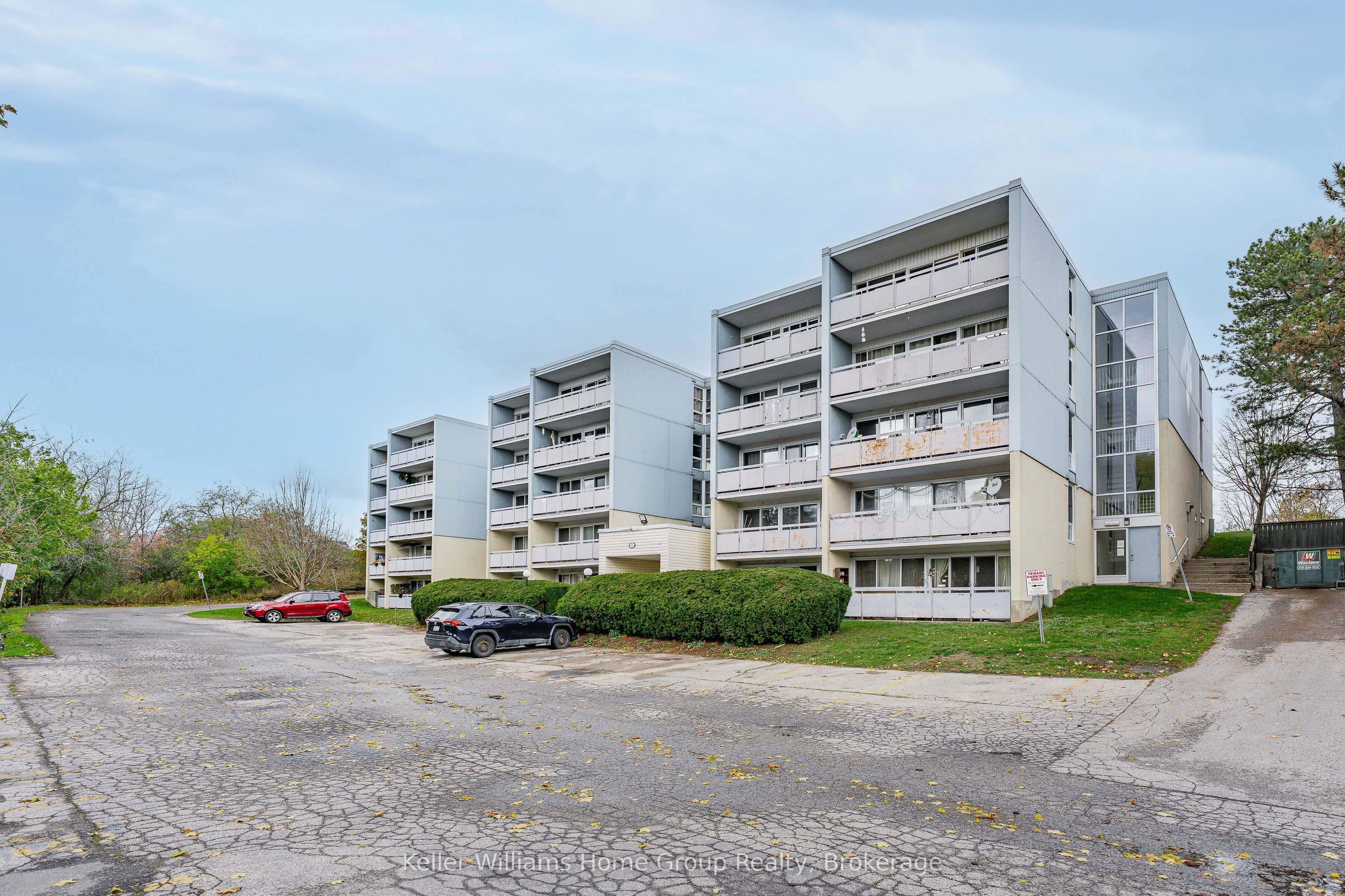 91 Conroy Crescent 408 Property Photo 1