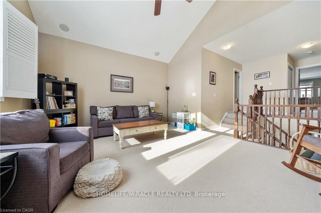 281 Doon South Drive Property Photo 16