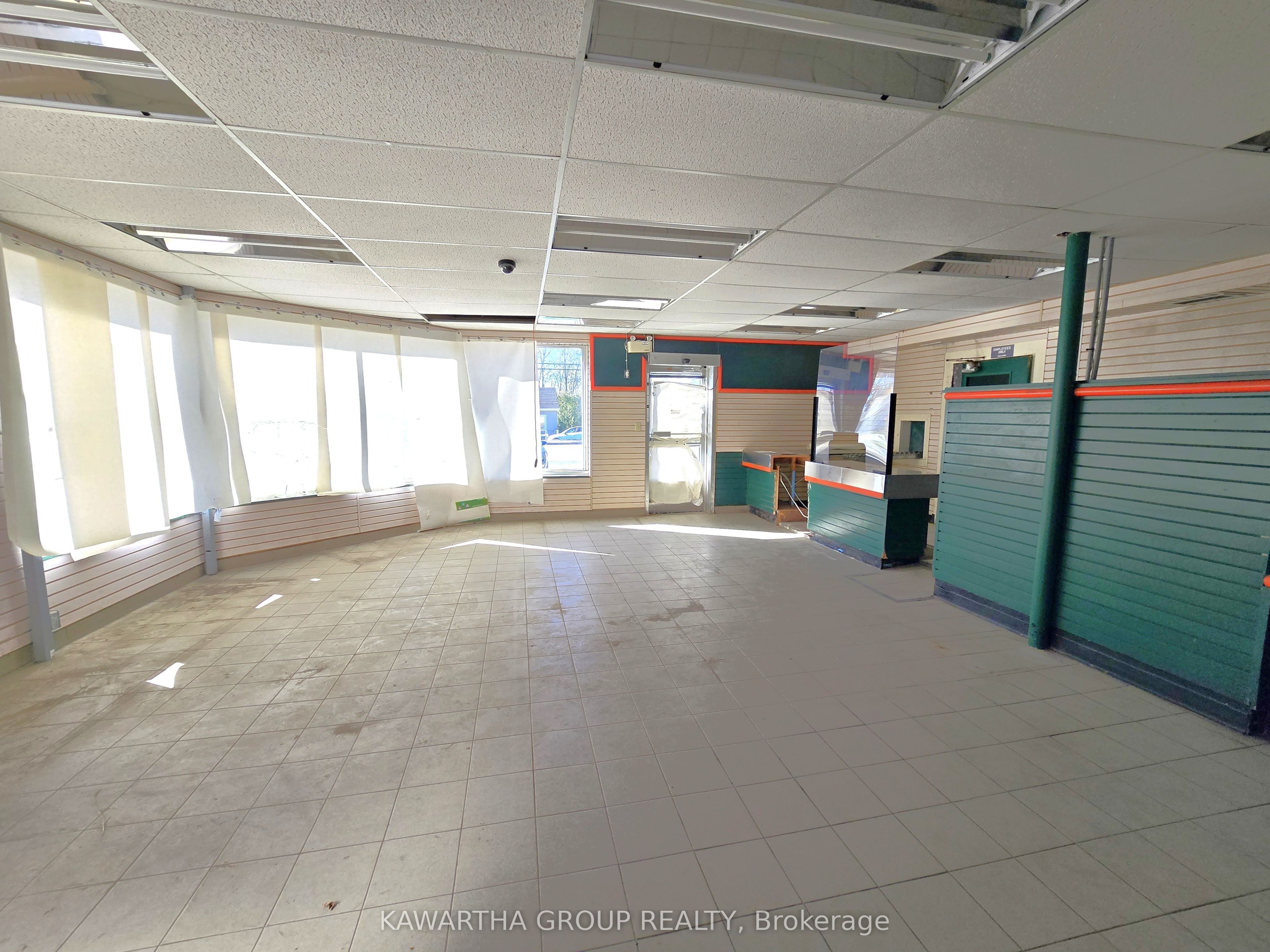 100 Forsyth St Property Photo 7