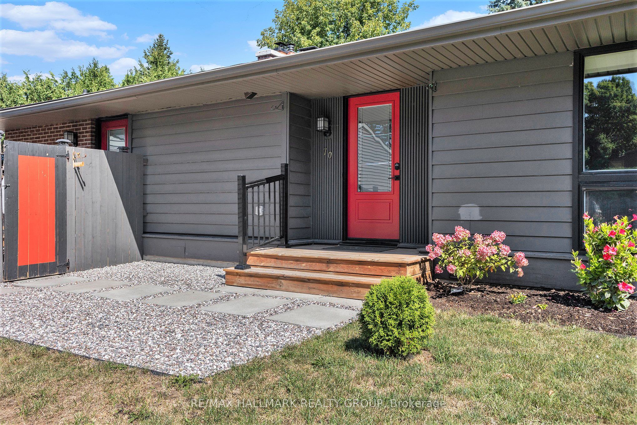 70 Varley Drive Property Photo 3