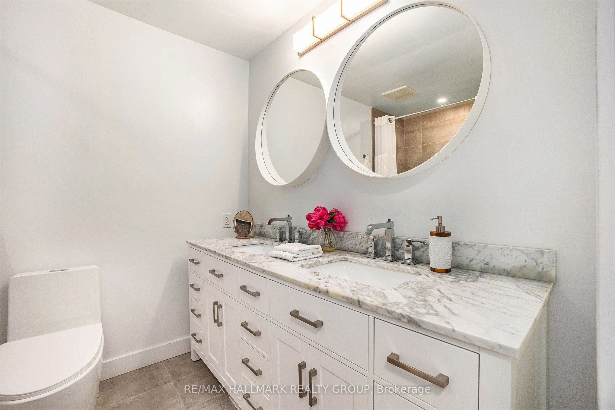 70 Varley Drive Property Photo 14