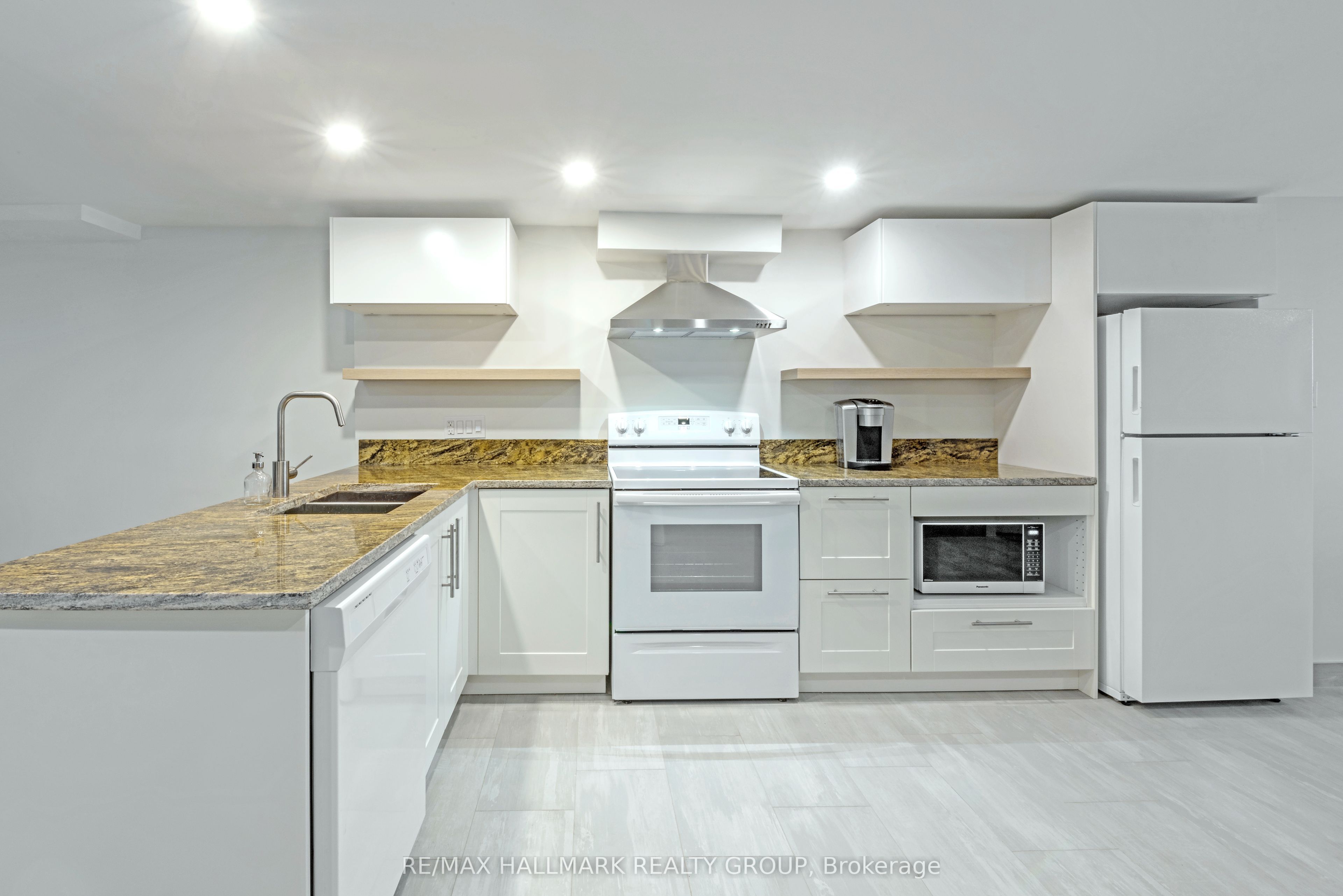 70 Varley Drive Property Photo 26