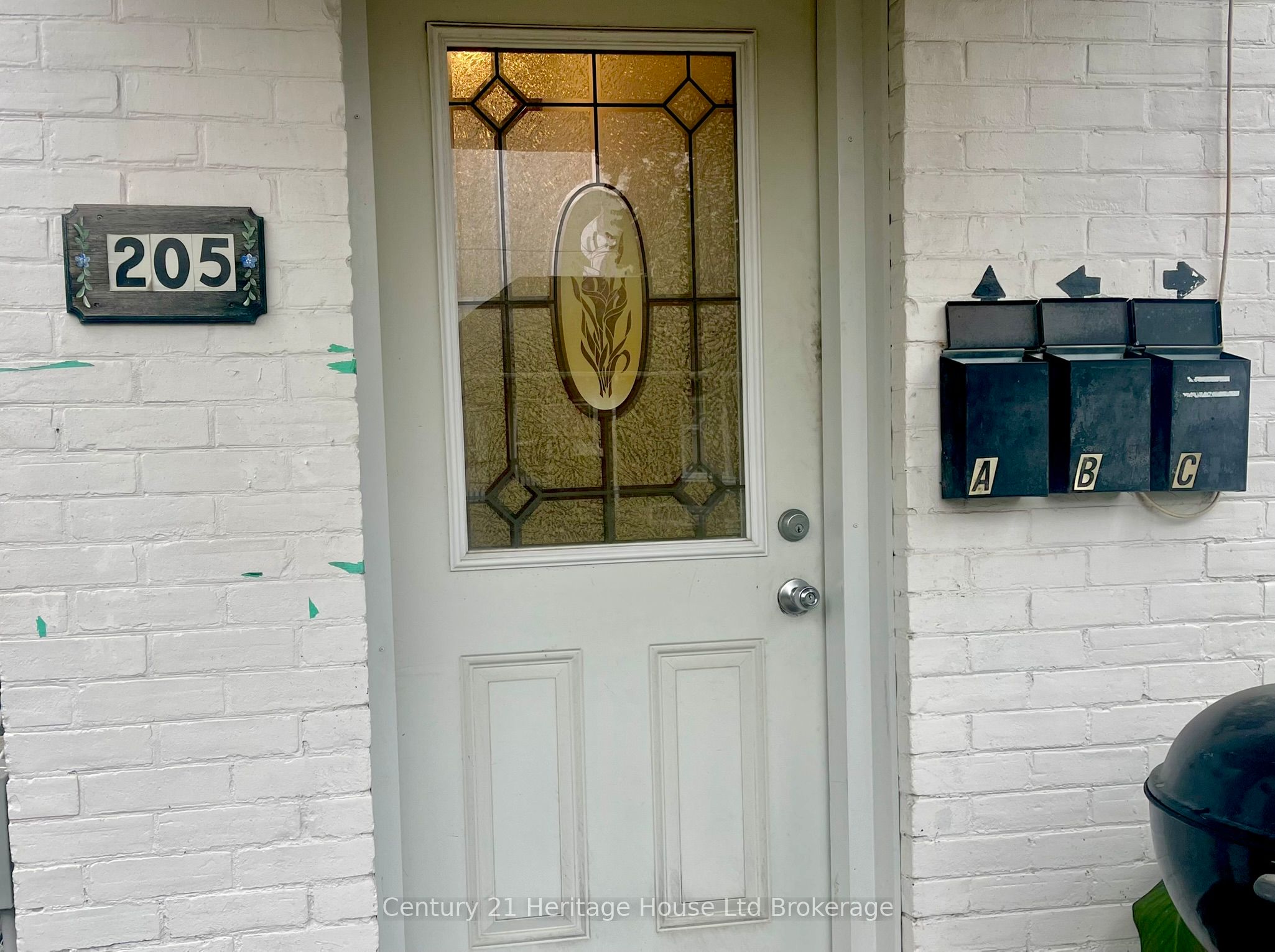 205 William Street Property Photo 3