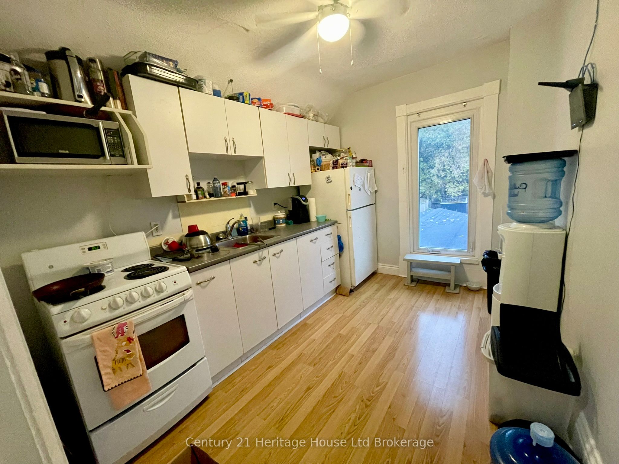 205 William Street Property Photo 6