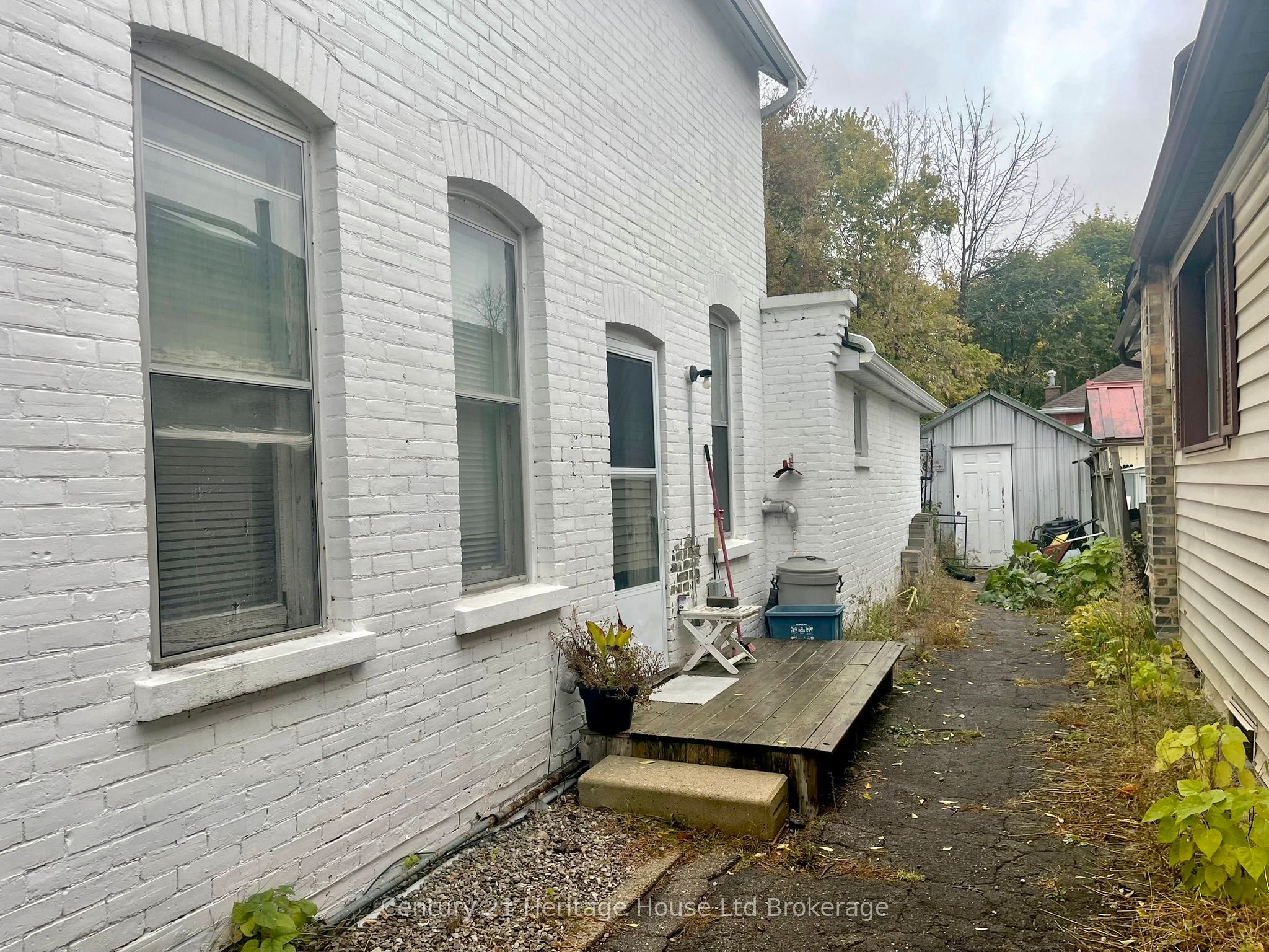 205 William Street Property Photo 8