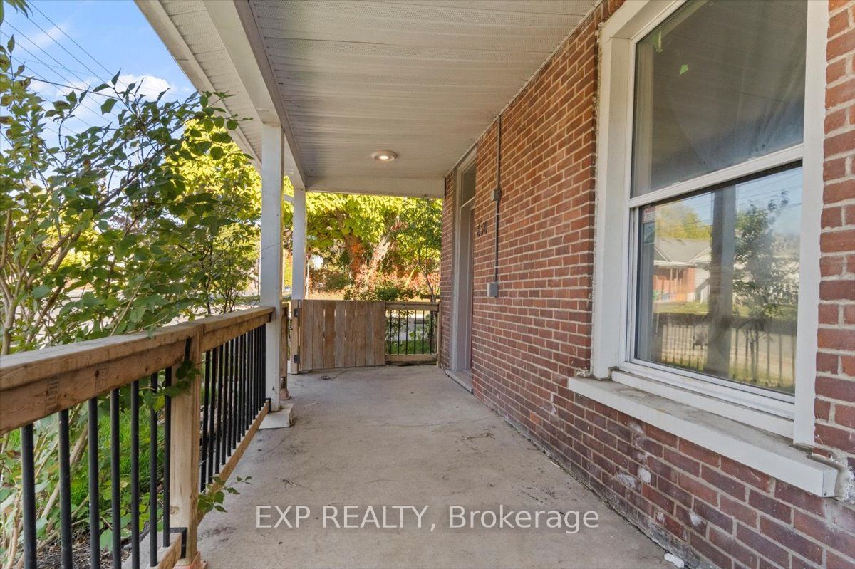 650 Armour Road Property Photo 4