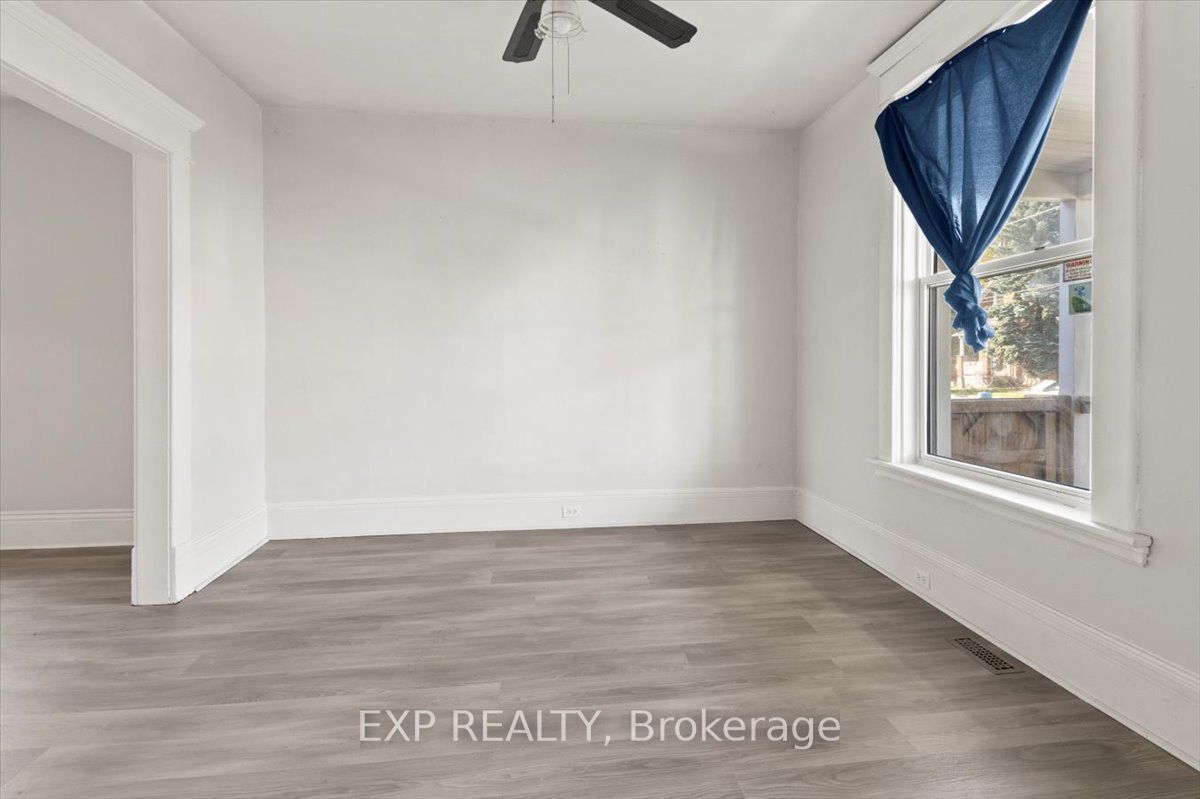 650 Armour Road Property Photo 8