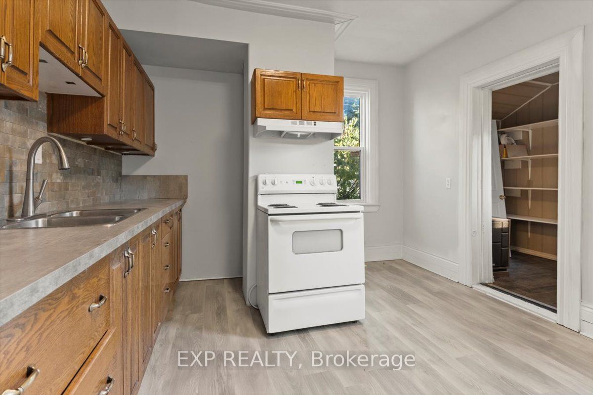 650 Armour Road Property Photo 13