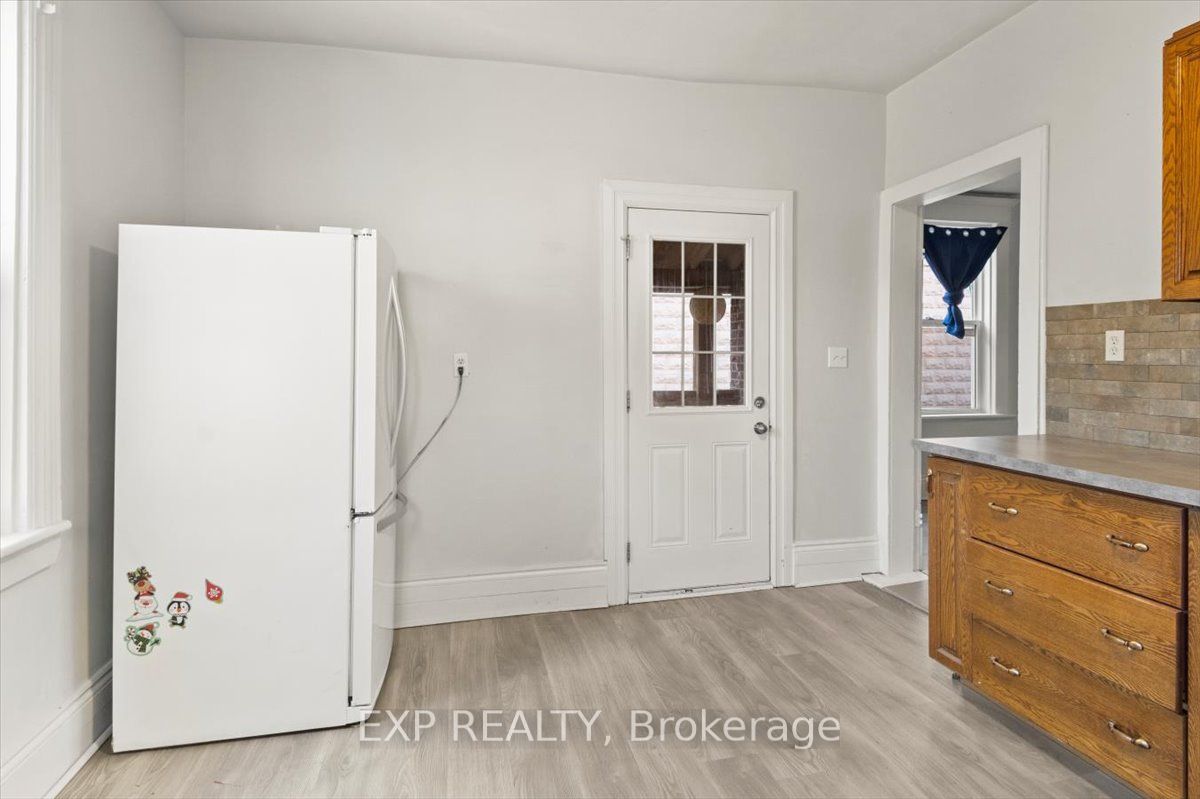 650 Armour Road Property Photo 15