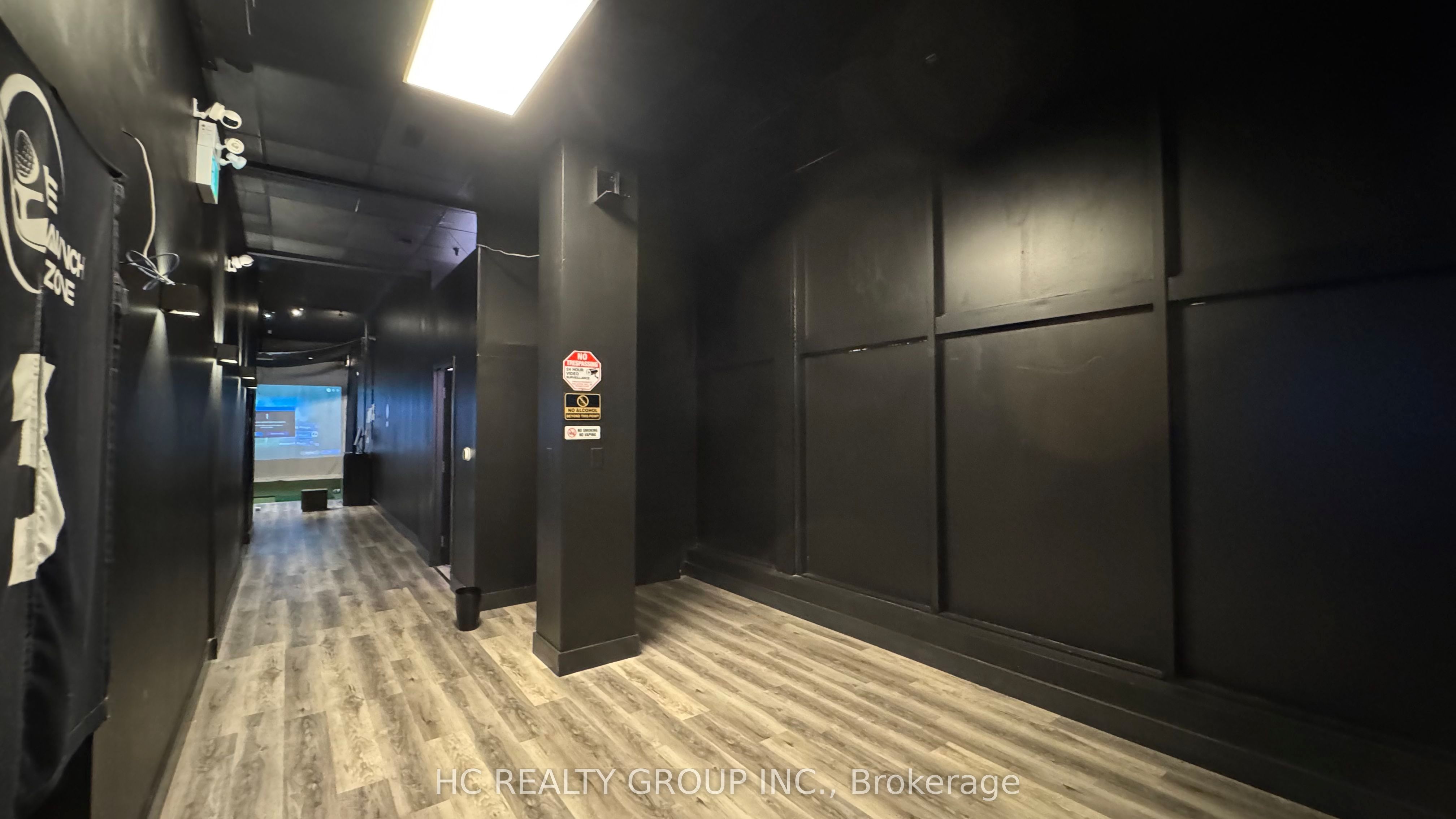 370 Ontario St Property Photo 9