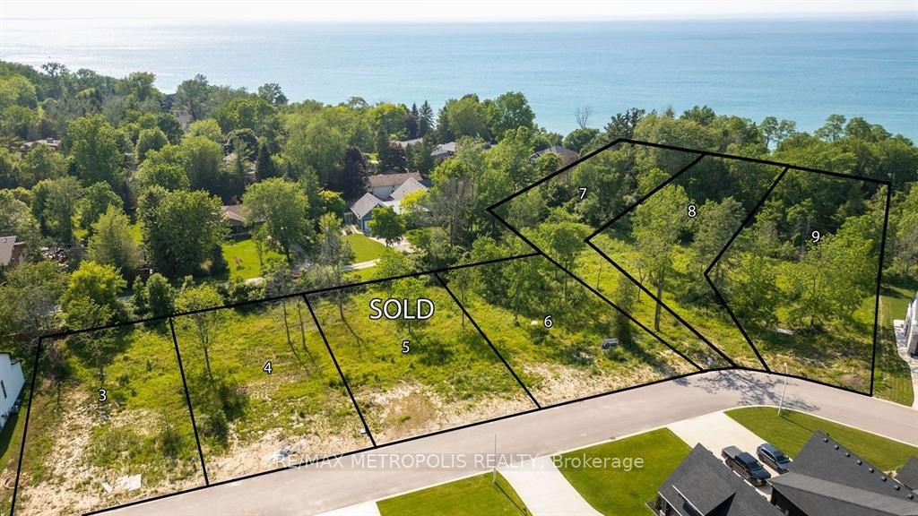 7049 Blue Coasts Heights Property Photo 4