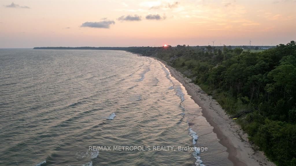 7049 Blue Coasts Heights Property Photo 27