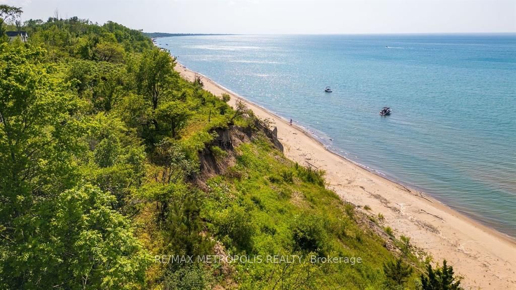 7049 Blue Coasts Heights Property Photo 46