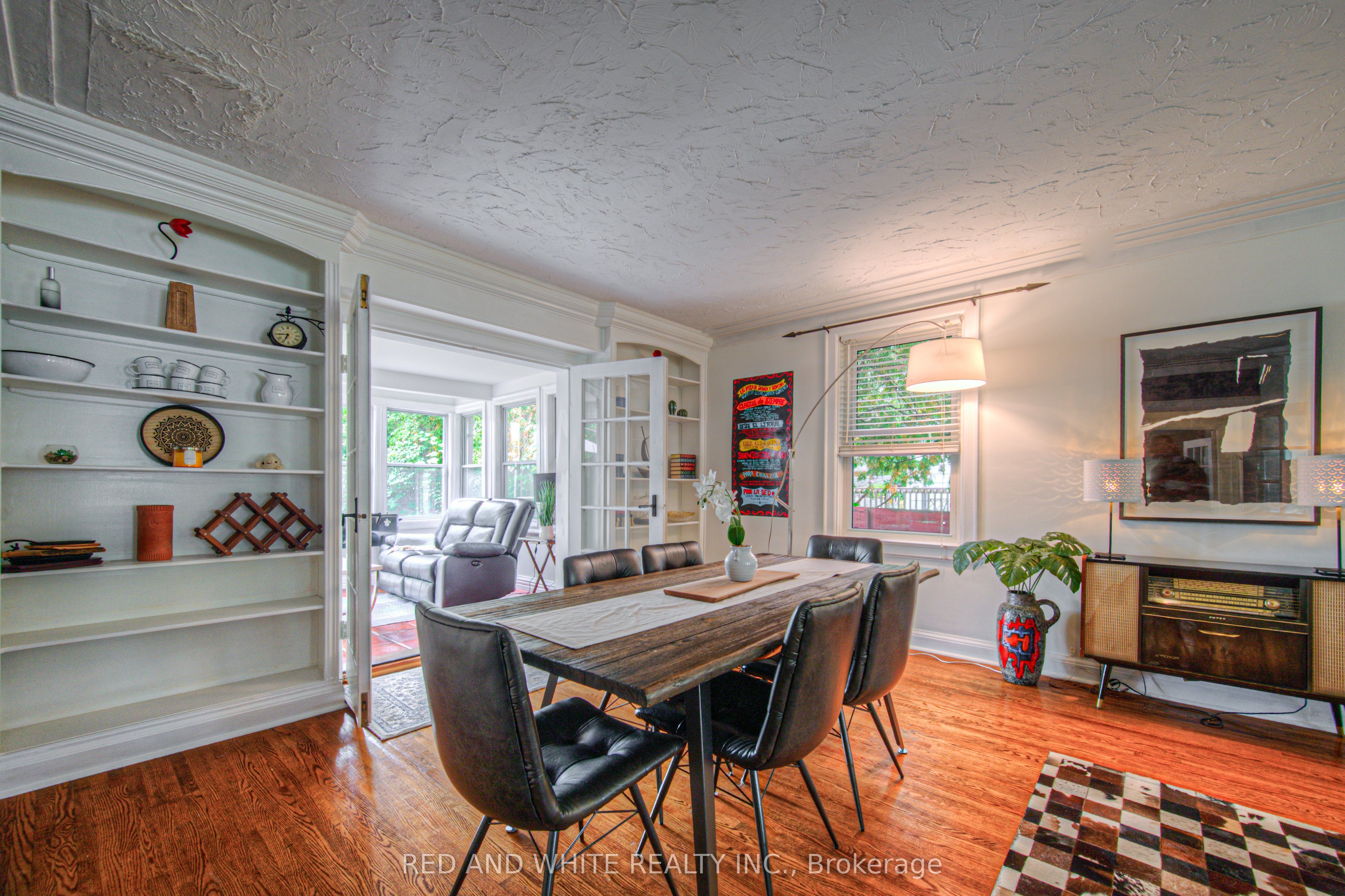 305 Main Street Property Photo 14