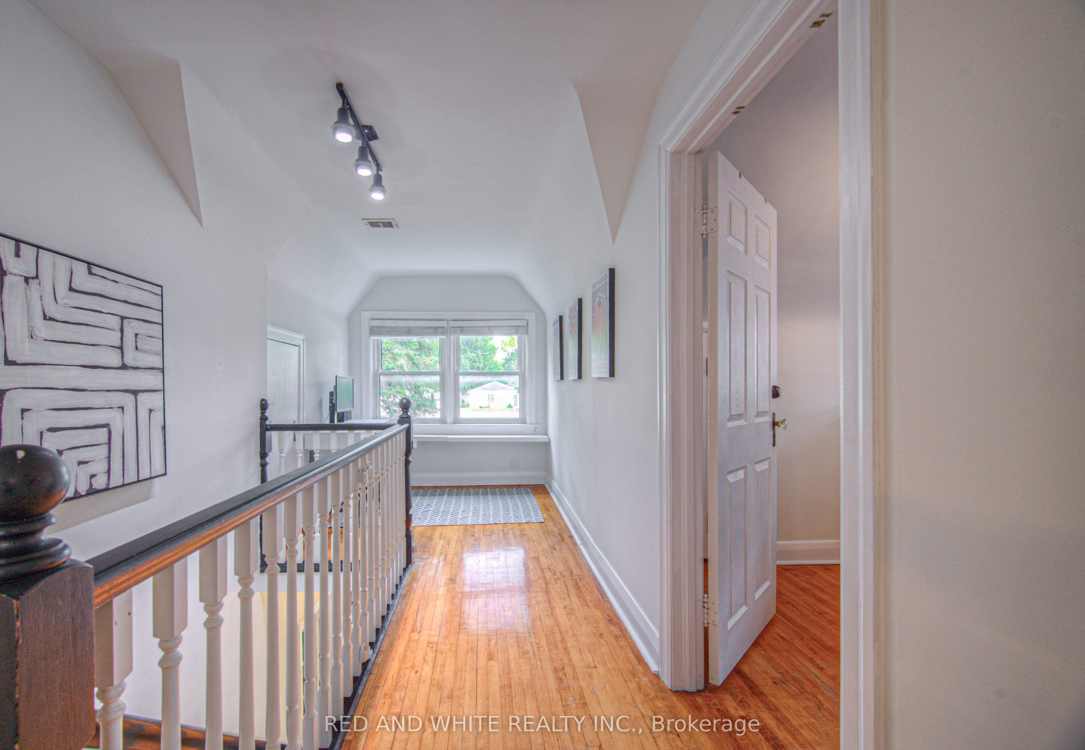 305 Main Street Property Photo 28