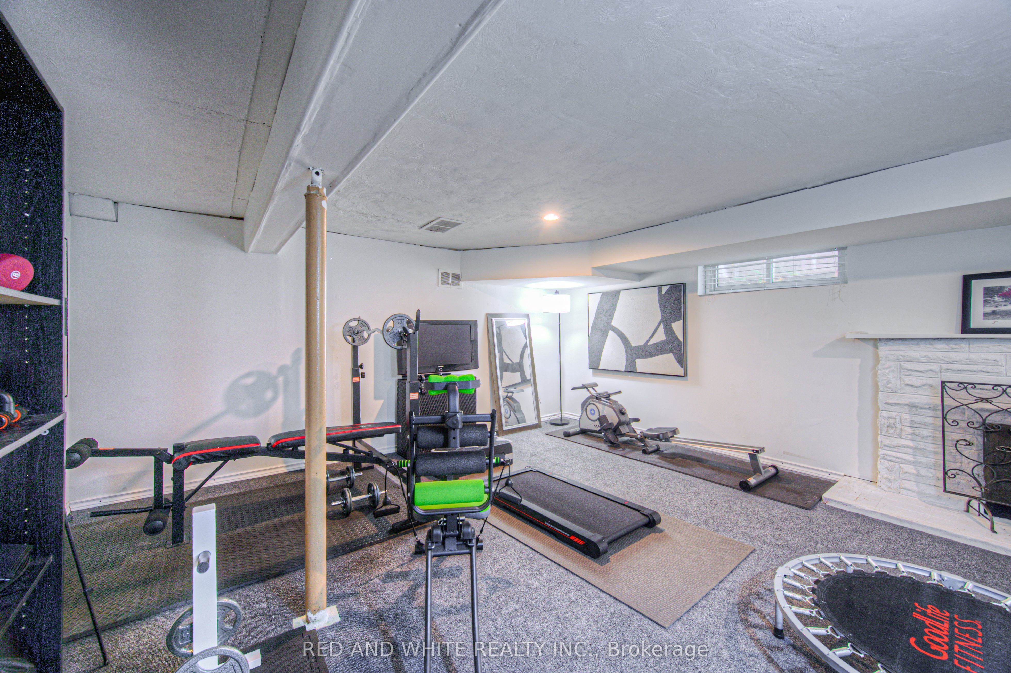 305 Main Street Property Photo 39