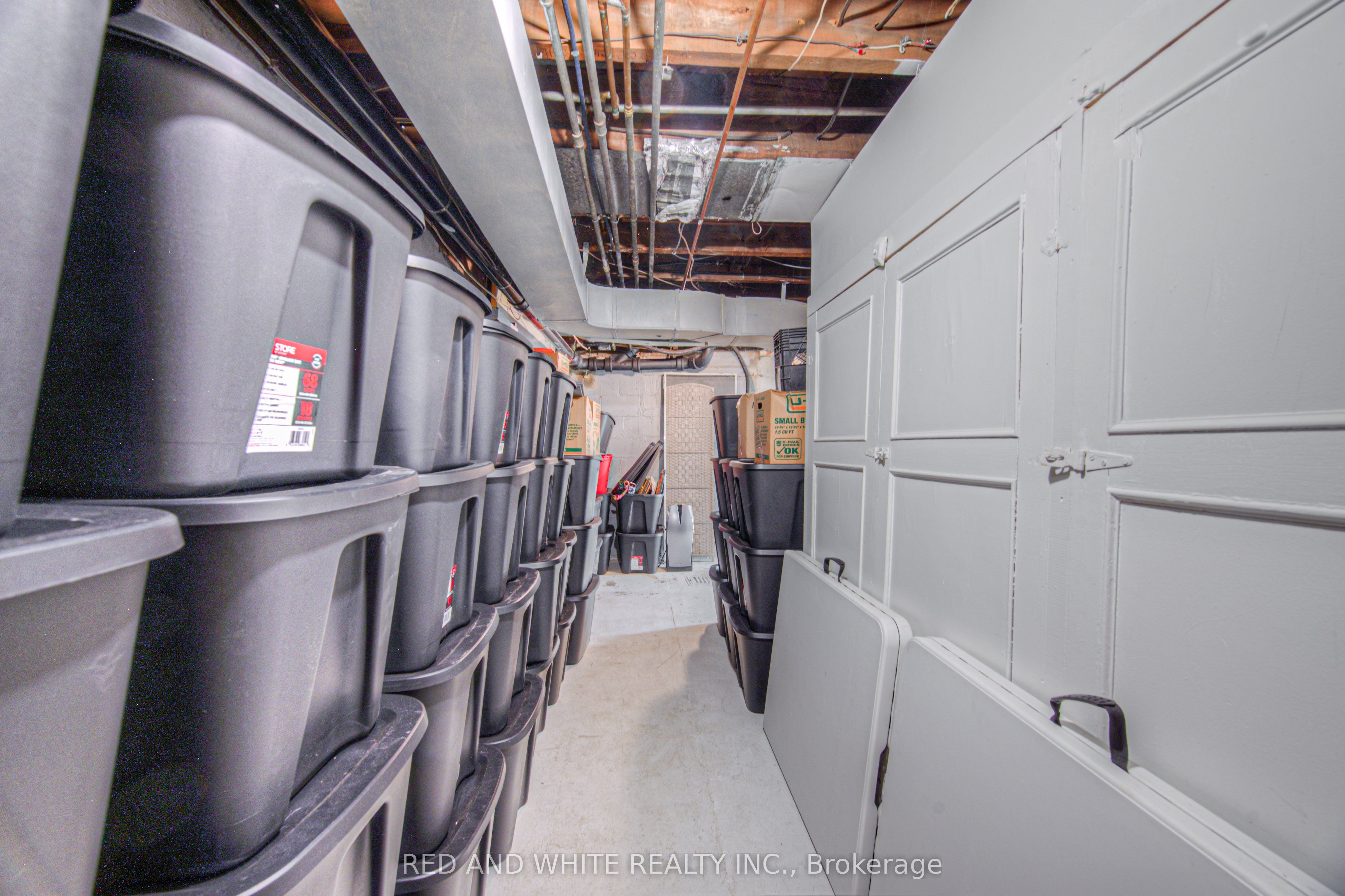 305 Main Street Property Photo 42