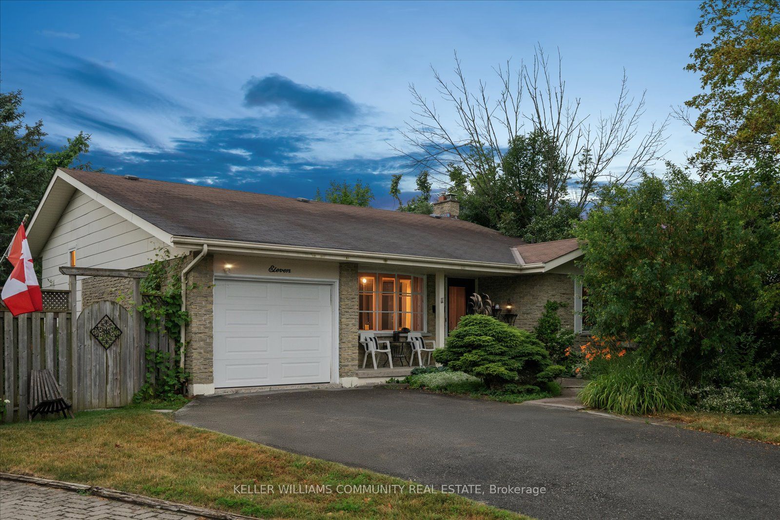 11 Bayleaf Court Property Photo 1