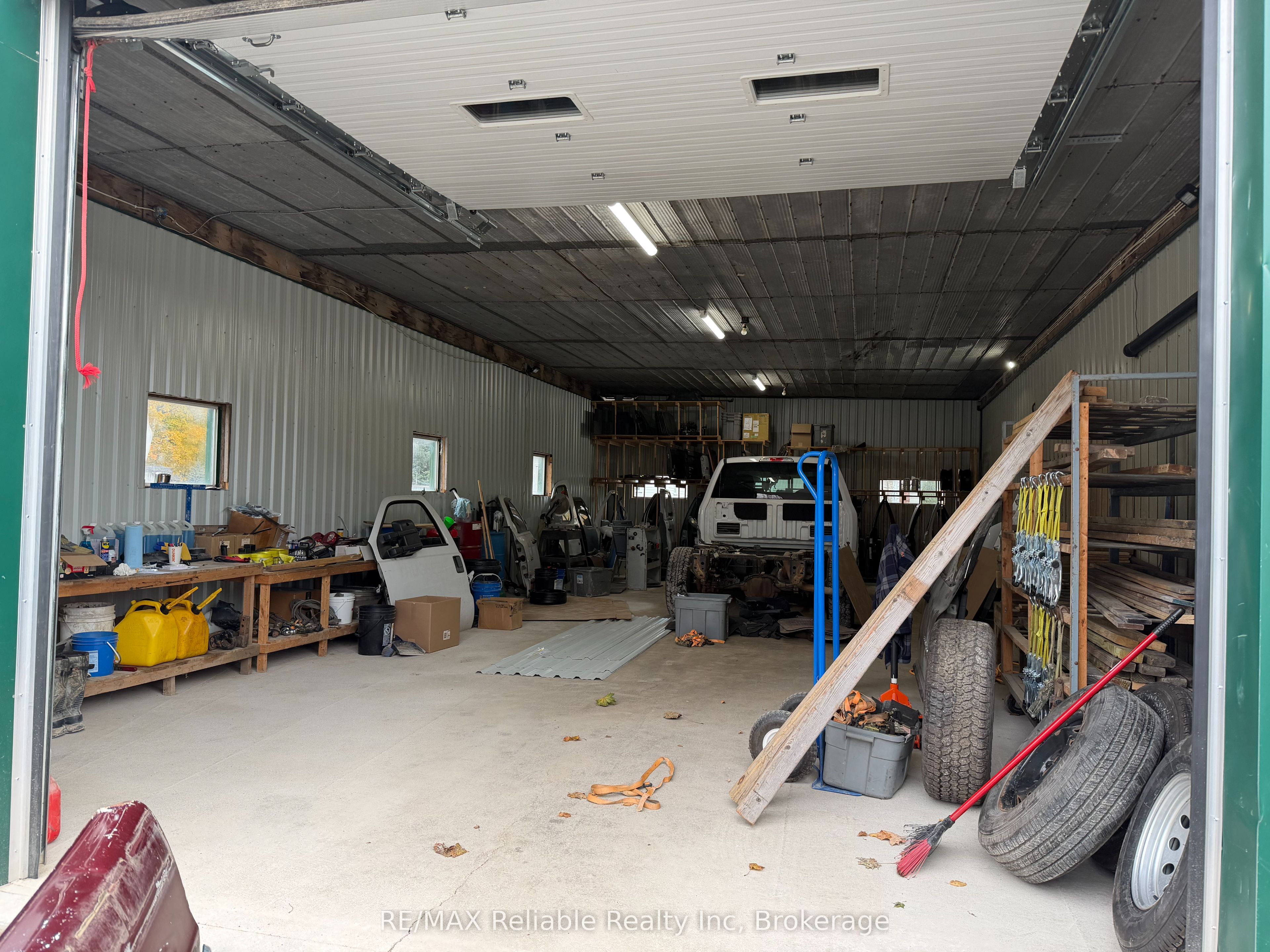 6991 Raglan Street Property Photo 5