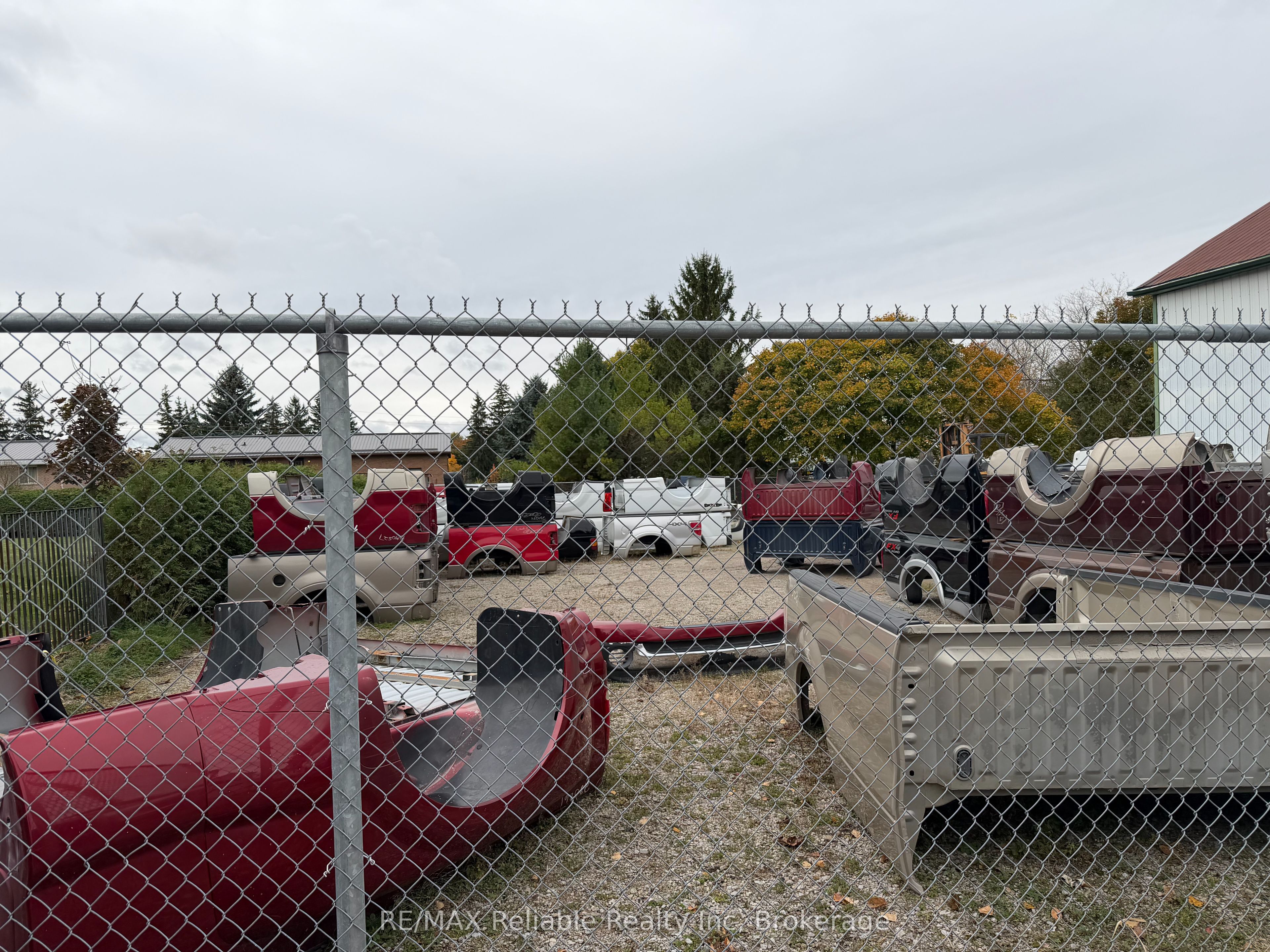 6991 Raglan Street Property Photo 8