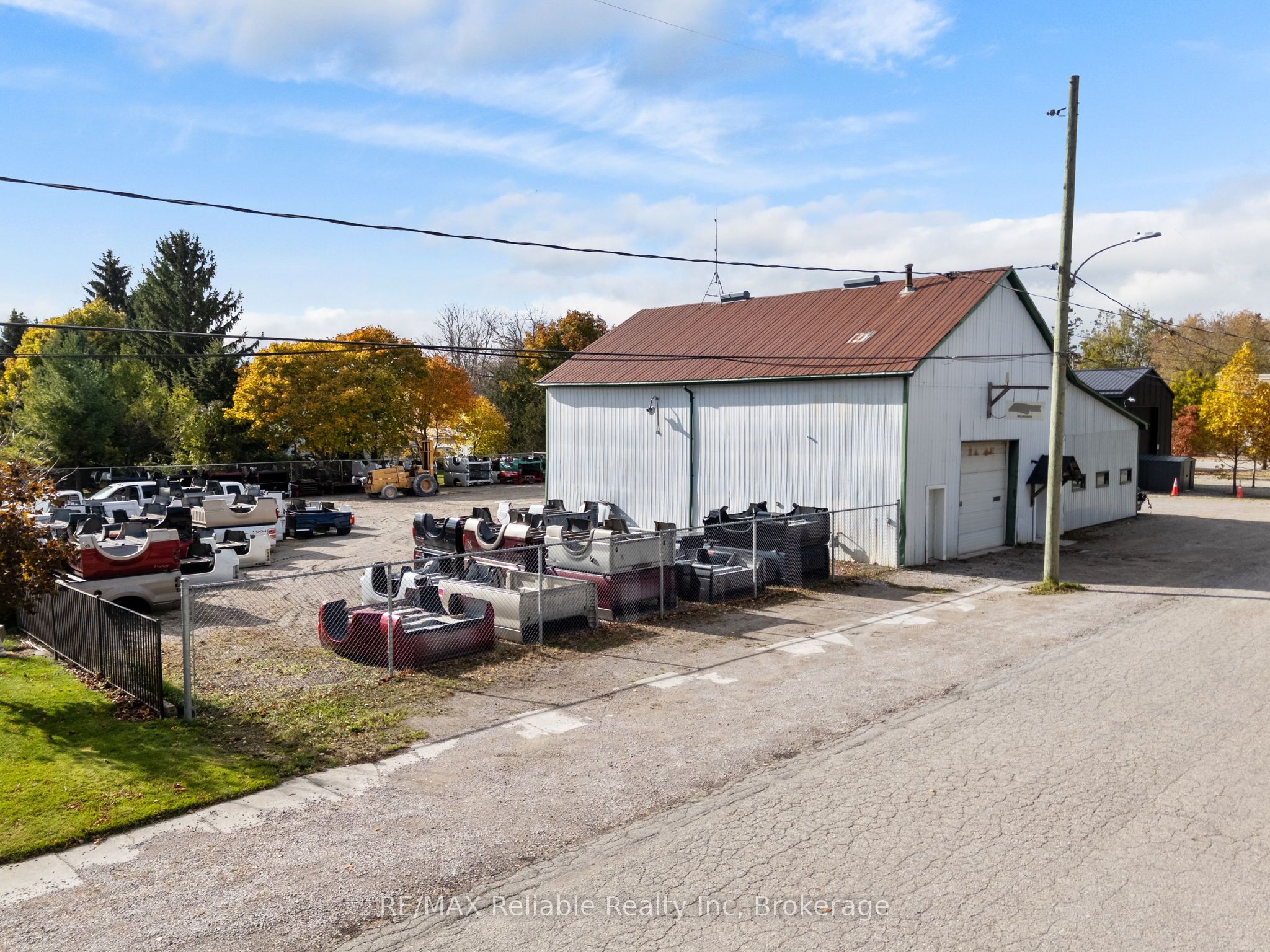 6991 Raglan Street Property Photo 9