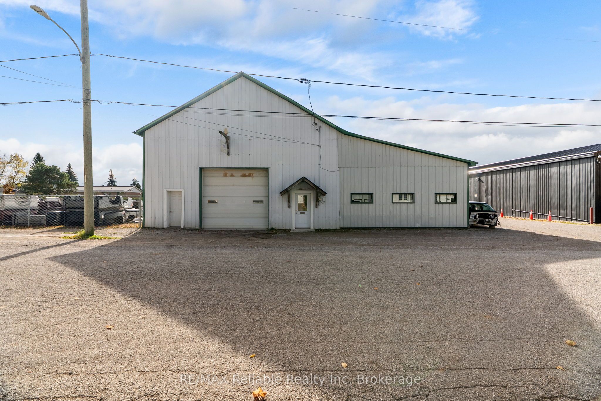 6991 Raglan Street Property Photo 12